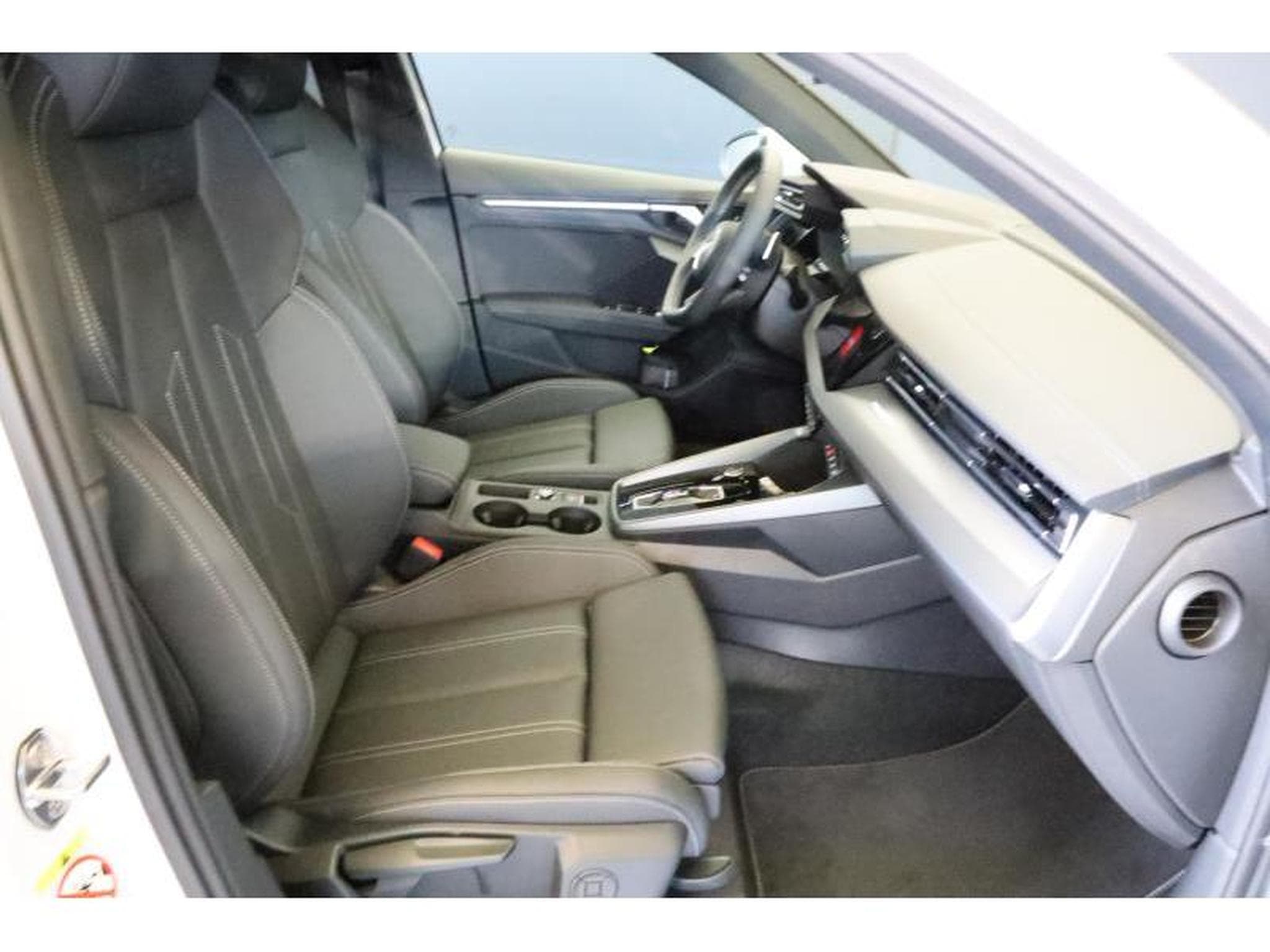 Audi A3 Sportback (2025) - Foto 8