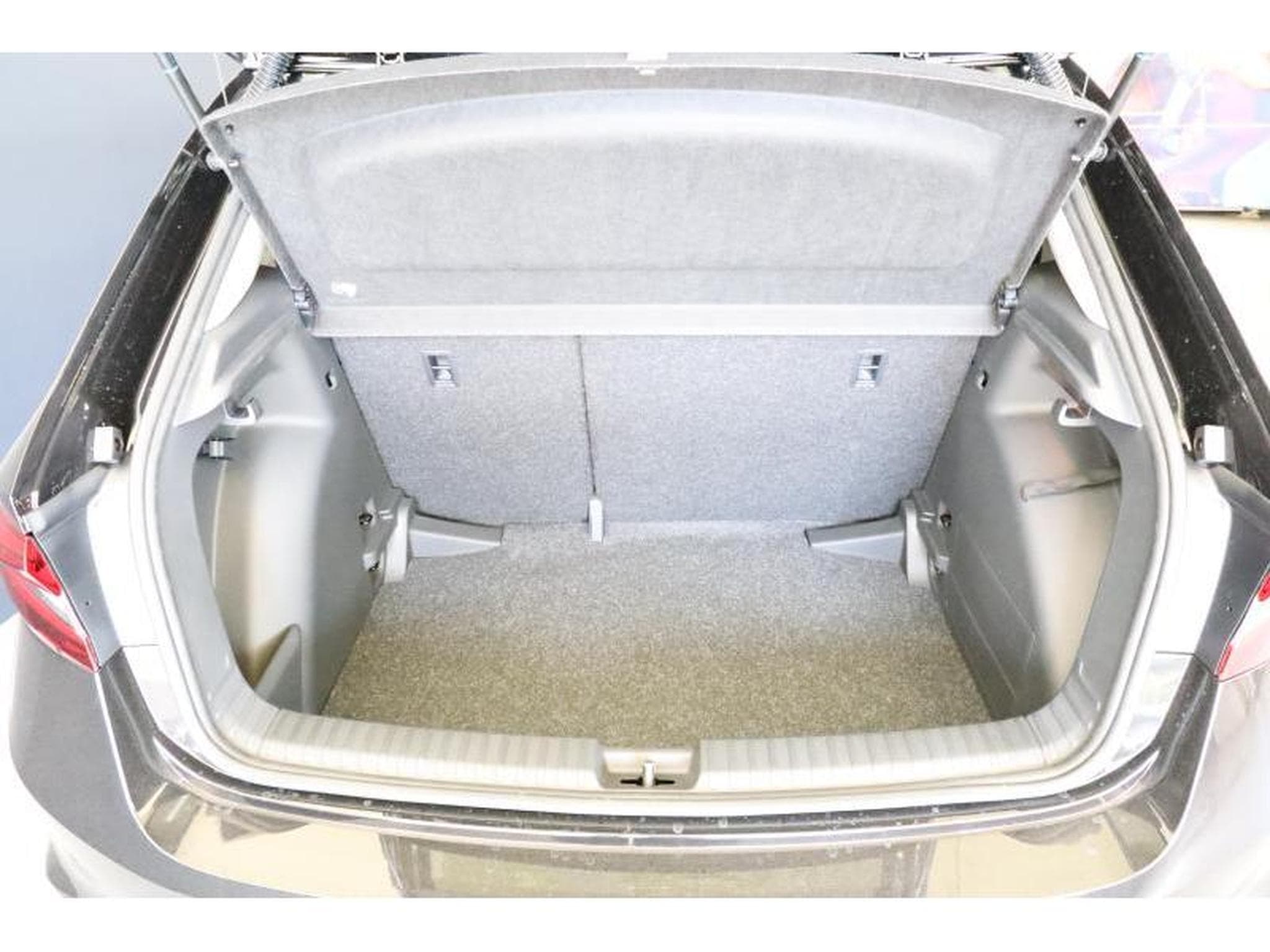 Skoda Fabia Selection (2025) - Foto 7