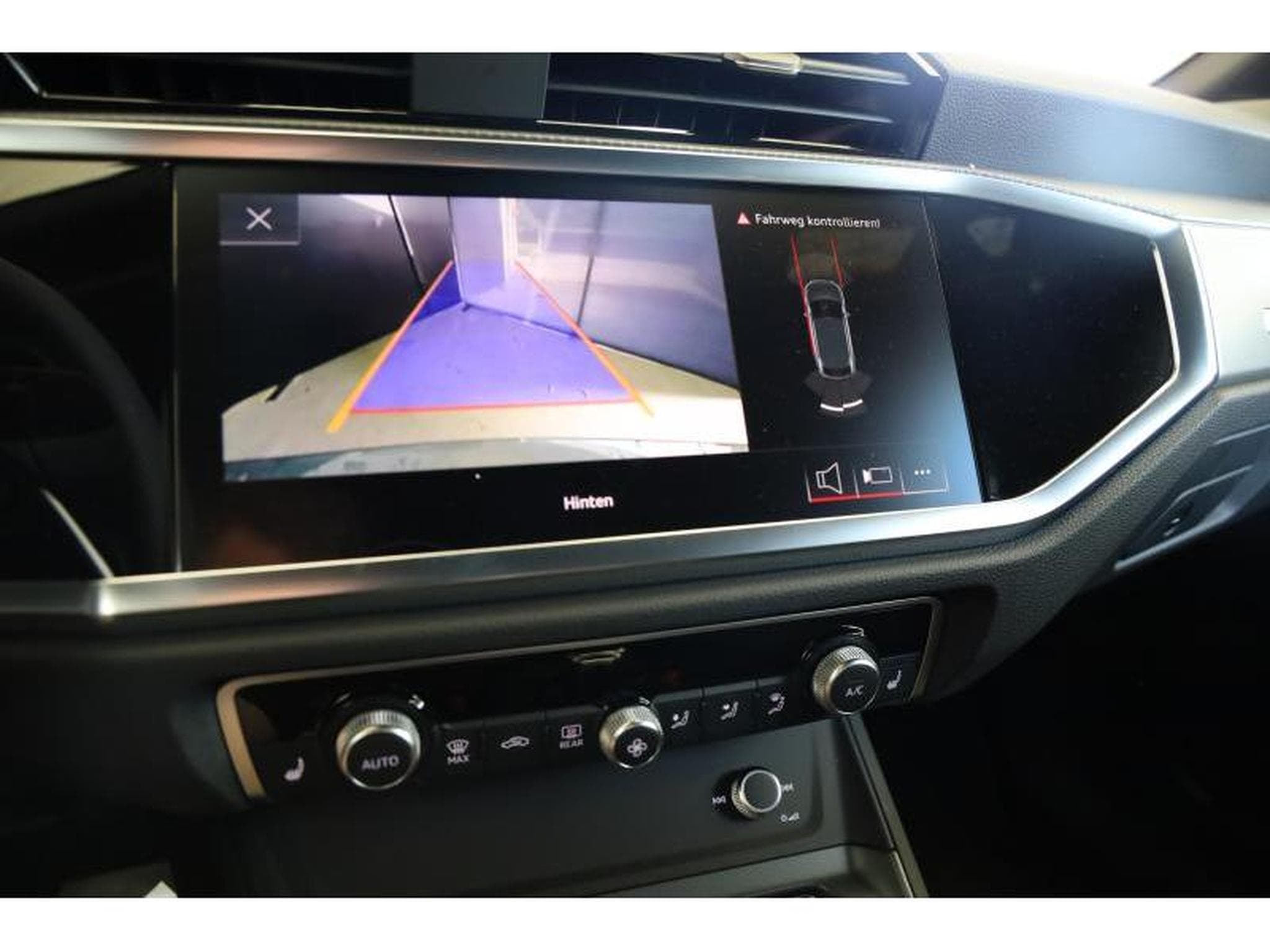 Audi Q3 Sportback (2025) - Foto 6