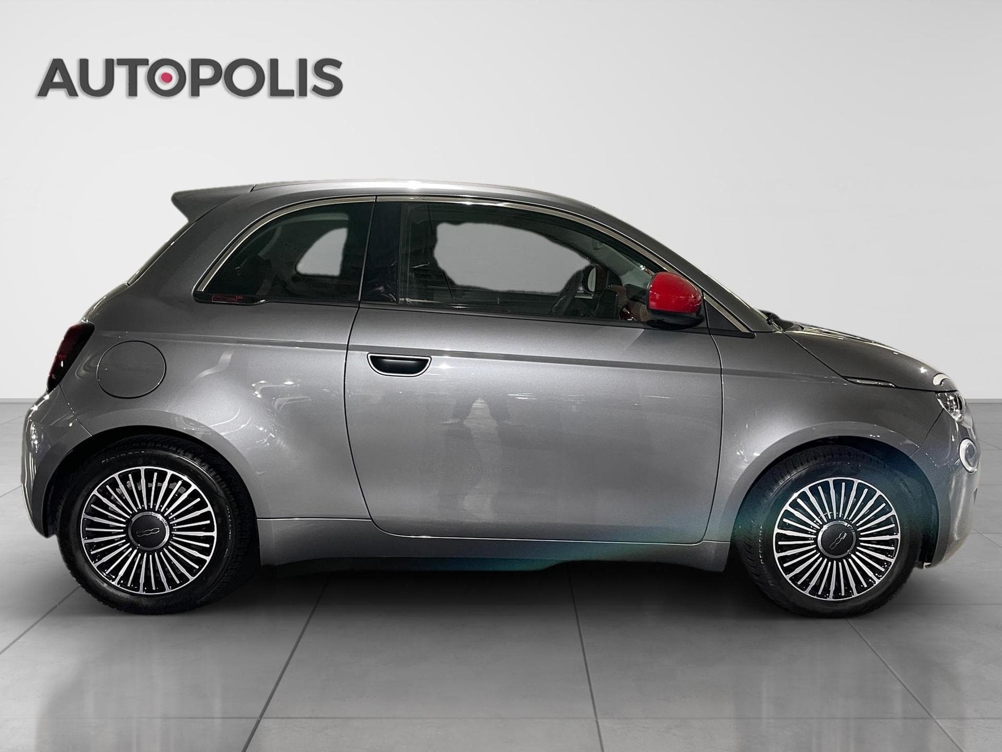 Fiat 500 BEV (2022) - Foto 16