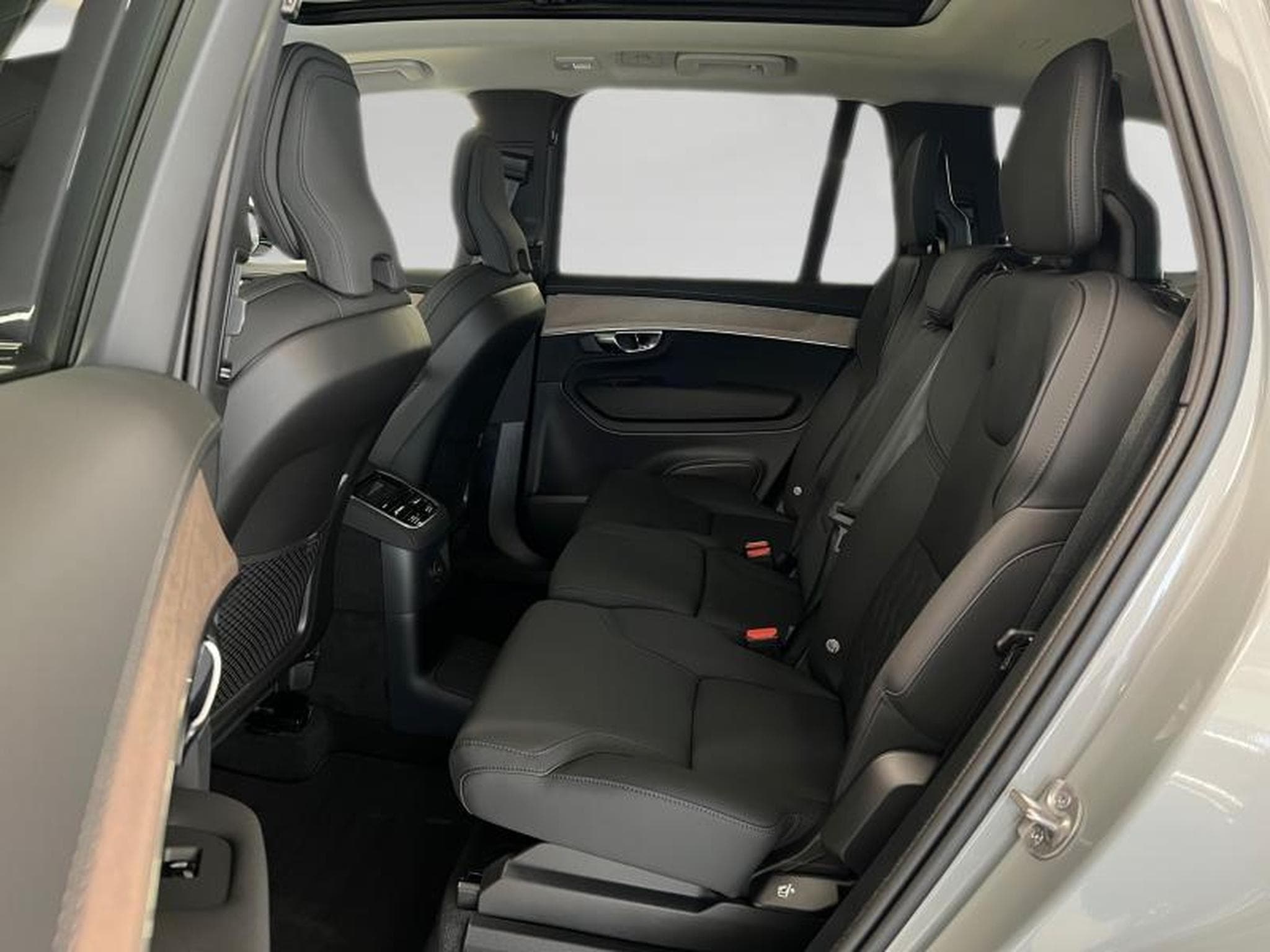 Volvo XC90 Plus Dark (2025) - Foto 14