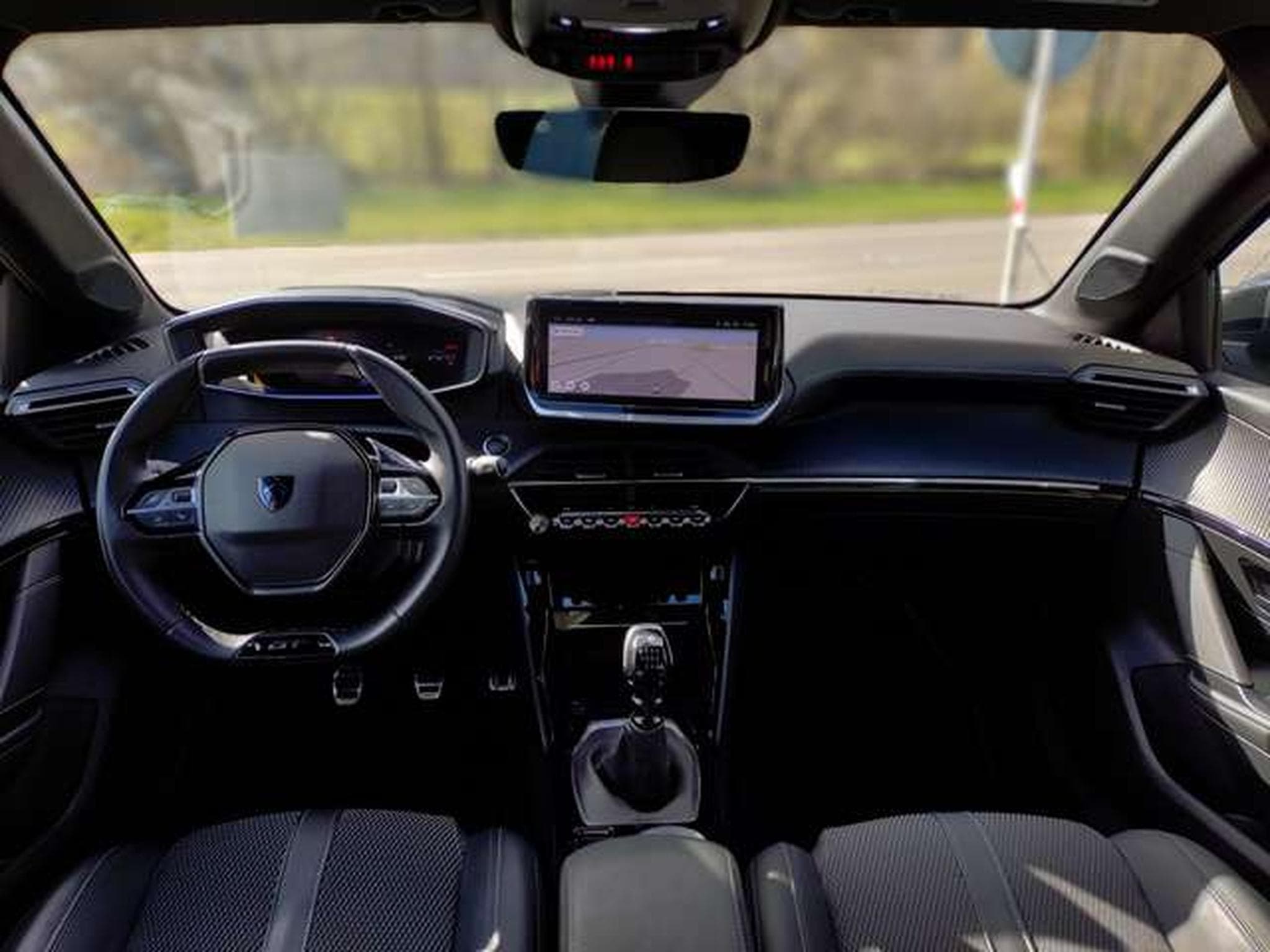 Peugeot 208 GT (2025) - Photo 10