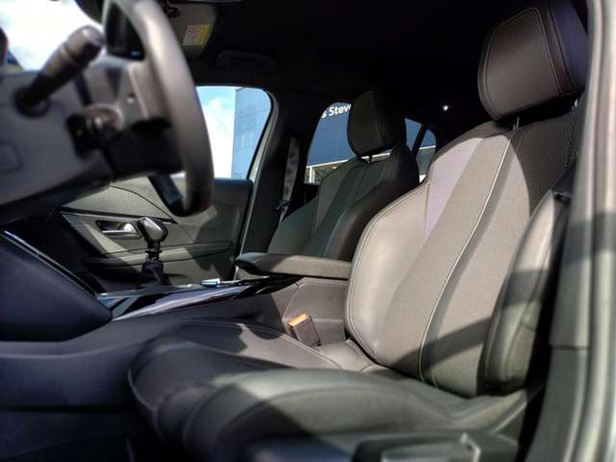 Peugeot 208 GT (2025) - Photo 5