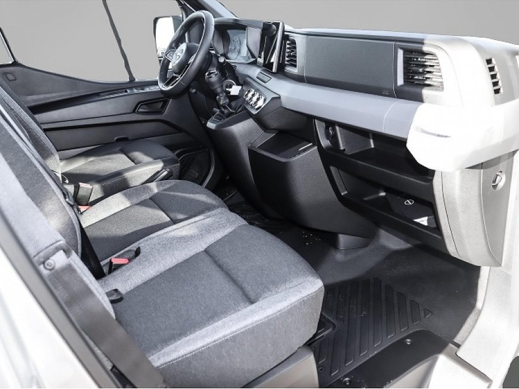 Nissan Interstar (2026) - Photo 3