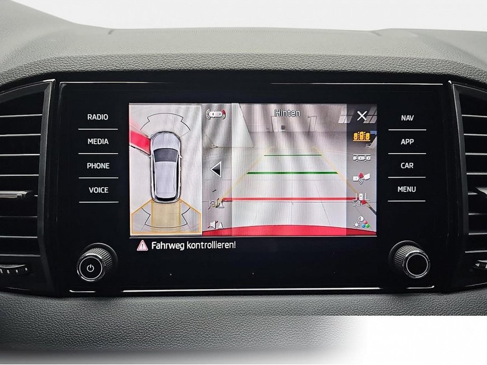 Skoda Karoq (2026) - Foto 9