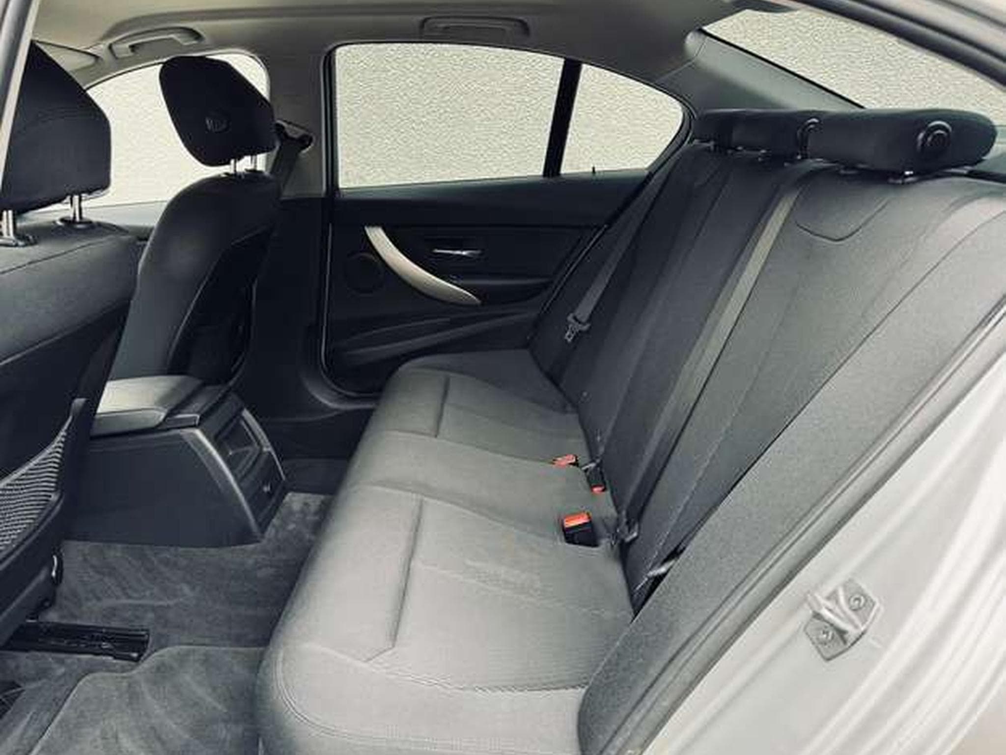 BMW 316 316 dA (2017) - Foto 14