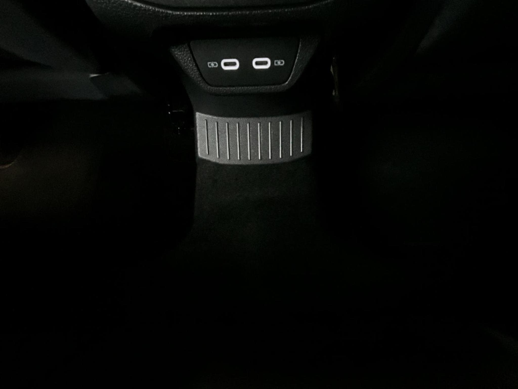 VW T-Roc Style&Sport+DSG+RearView+Navi (2021) - Foto 21