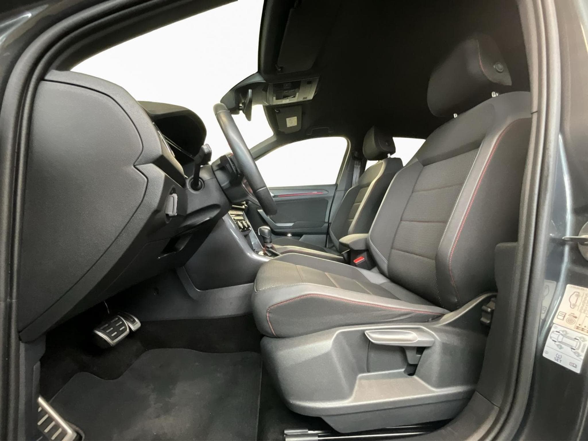 VW T-Roc Style&Sport+DSG+RearView+Navi (2021) - Foto 9