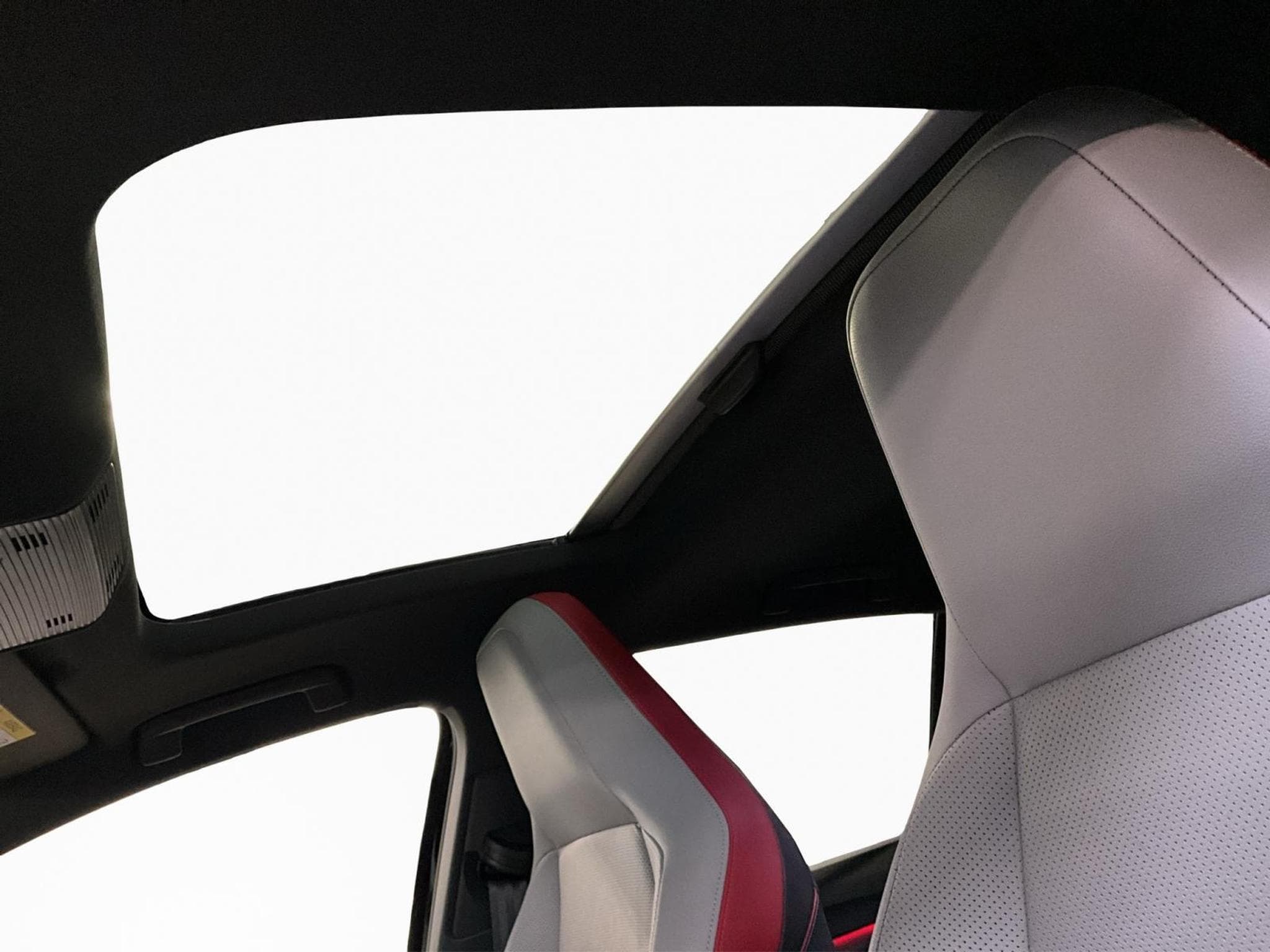 VW Golf GTI-Clubsport+DSG+Pano+RearView (2022) - Foto 15