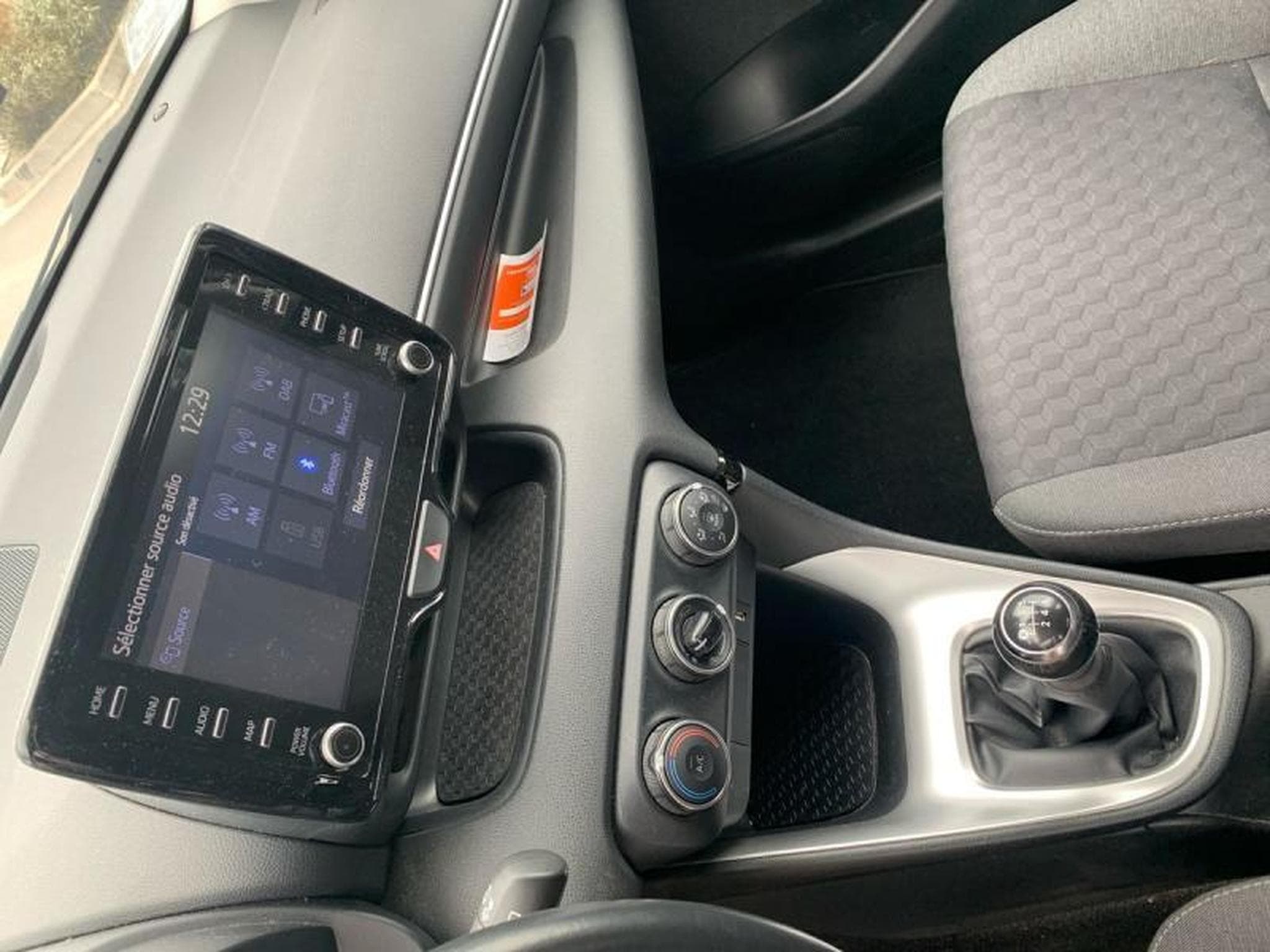 Toyota Yaris DYNAMIC (2021) - Photo 17