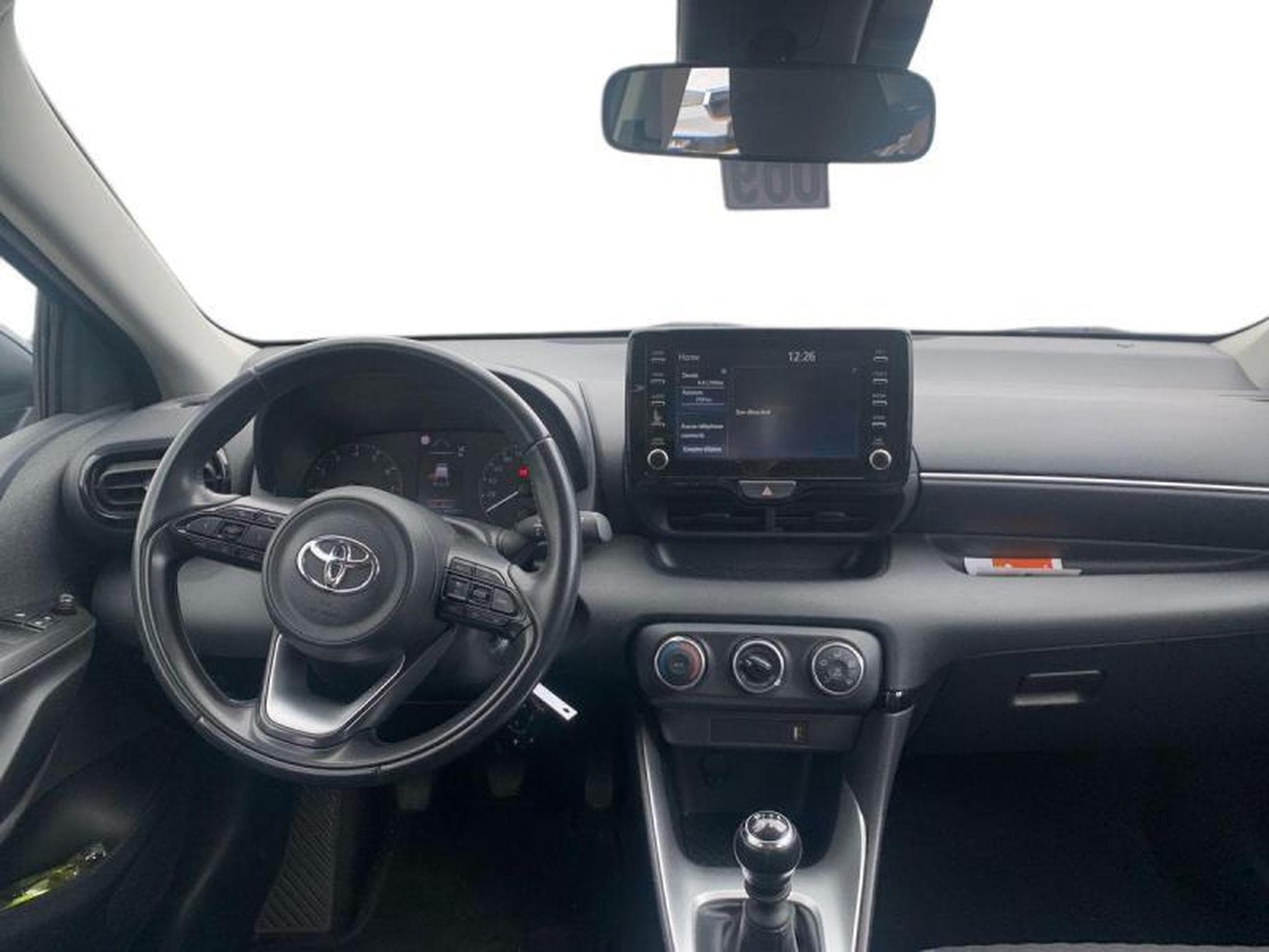 Toyota Yaris DYNAMIC (2021) - Photo 18