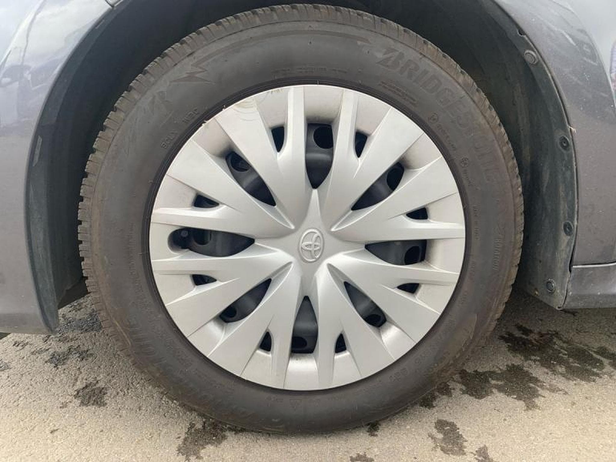 Toyota Yaris DYNAMIC (2021) - Photo 5