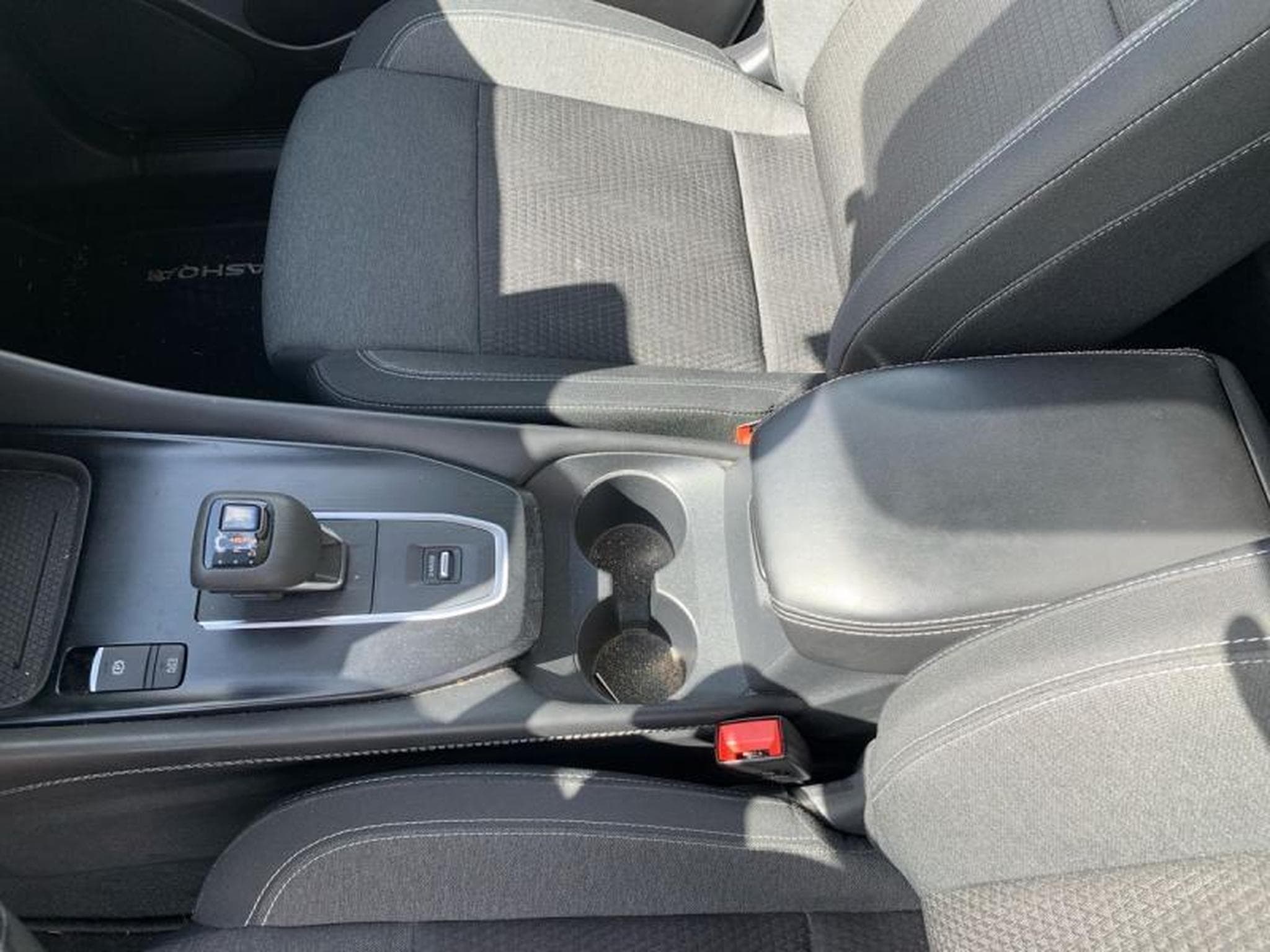 Nissan Qashqai Tekna (2022) - Photo 12