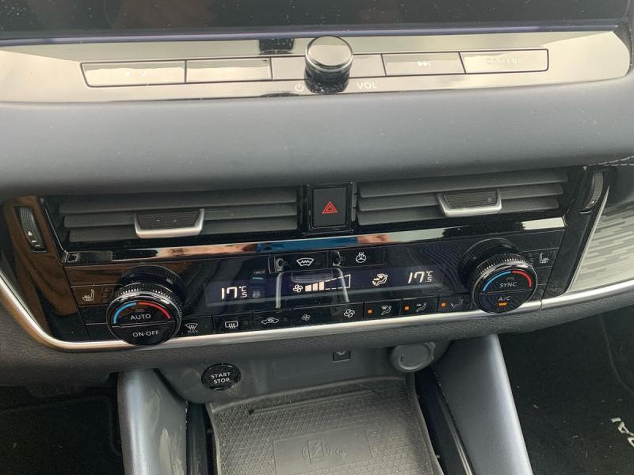 Nissan Qashqai Tekna (2023) - Photo 23