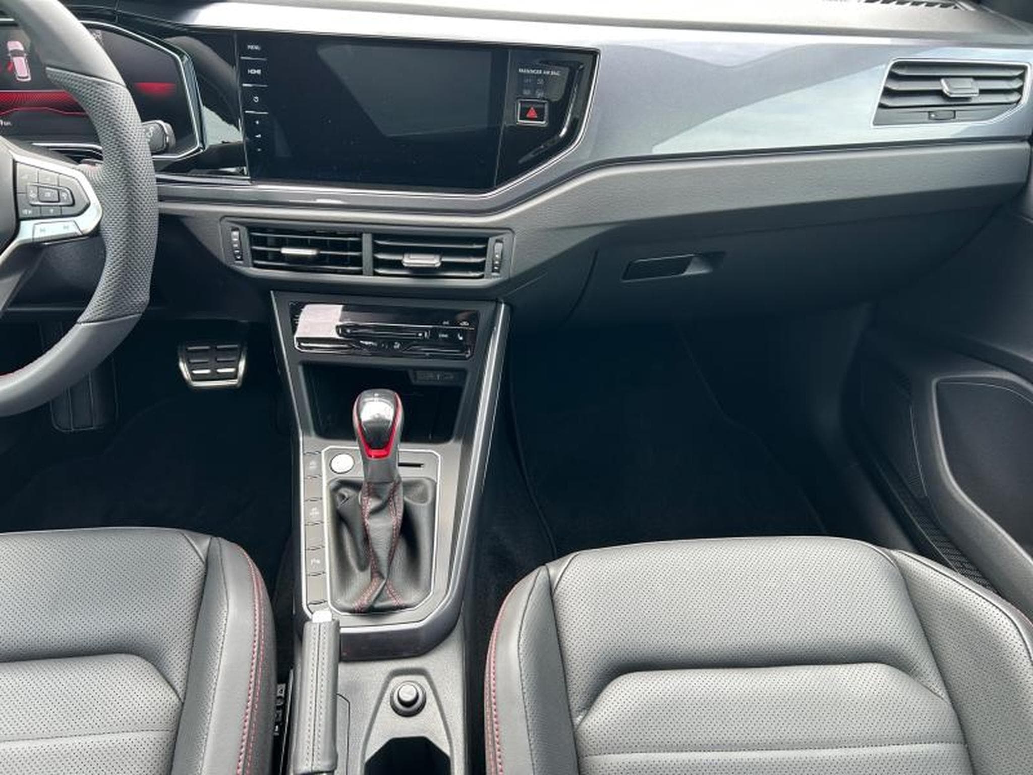 VW Polo 2.0 TSI DSG / !! NEW CAR !! (2025) - Foto 13