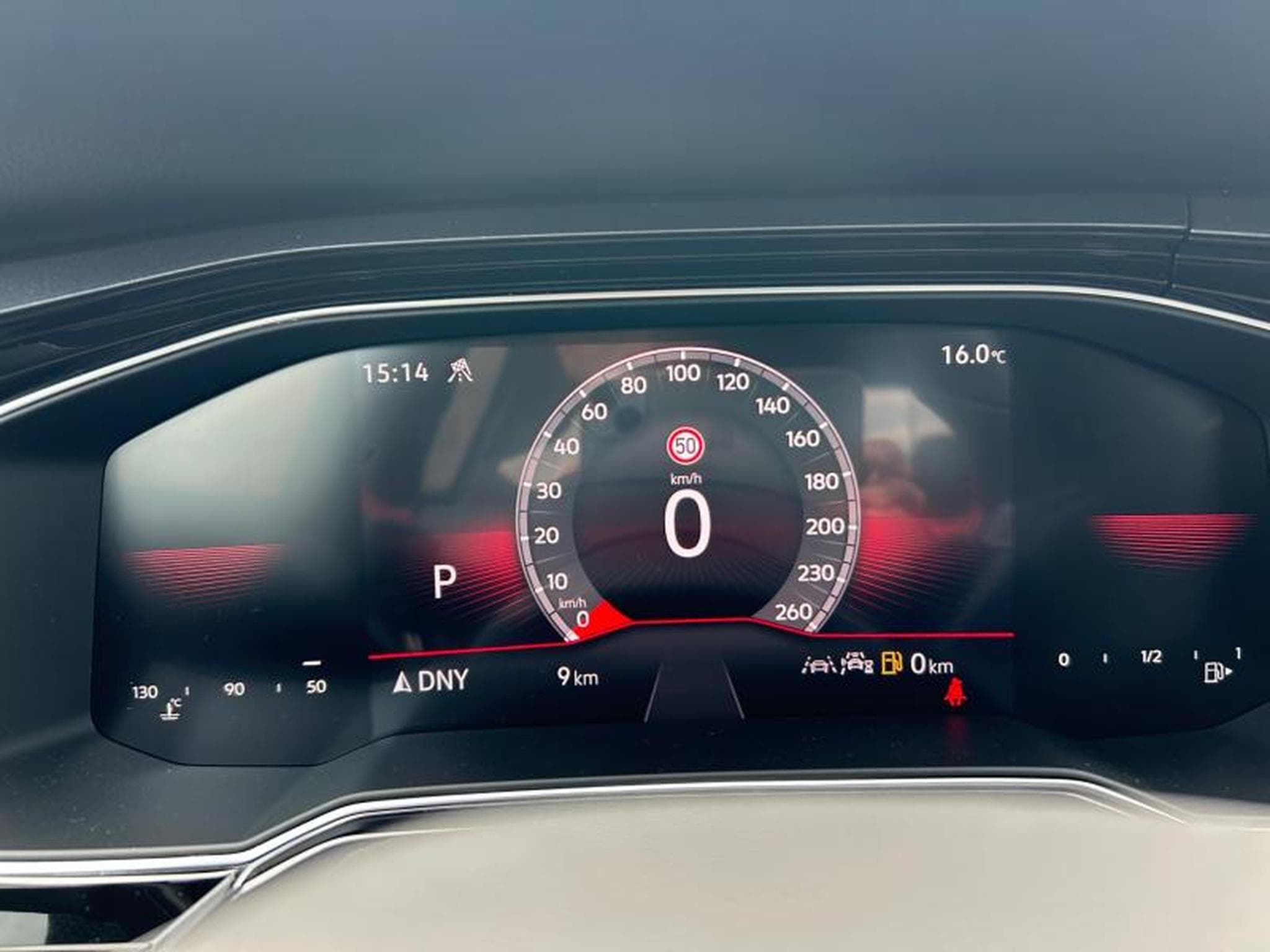 VW Polo 2.0 TSI DSG / !! NEW CAR !! (2025) - Foto 17