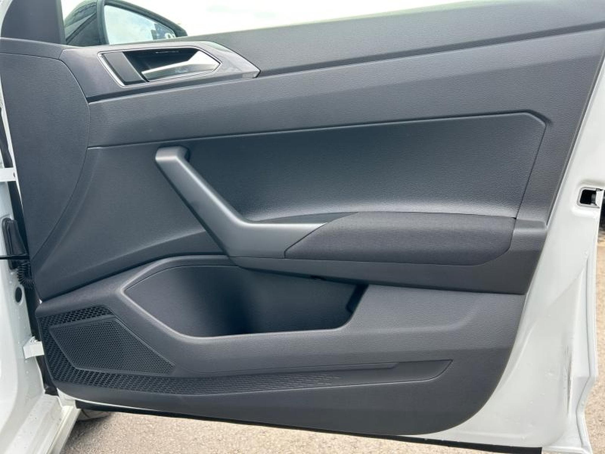 VW Polo 2.0 TSI DSG / !! NEW CAR !! (2025) - Foto 20