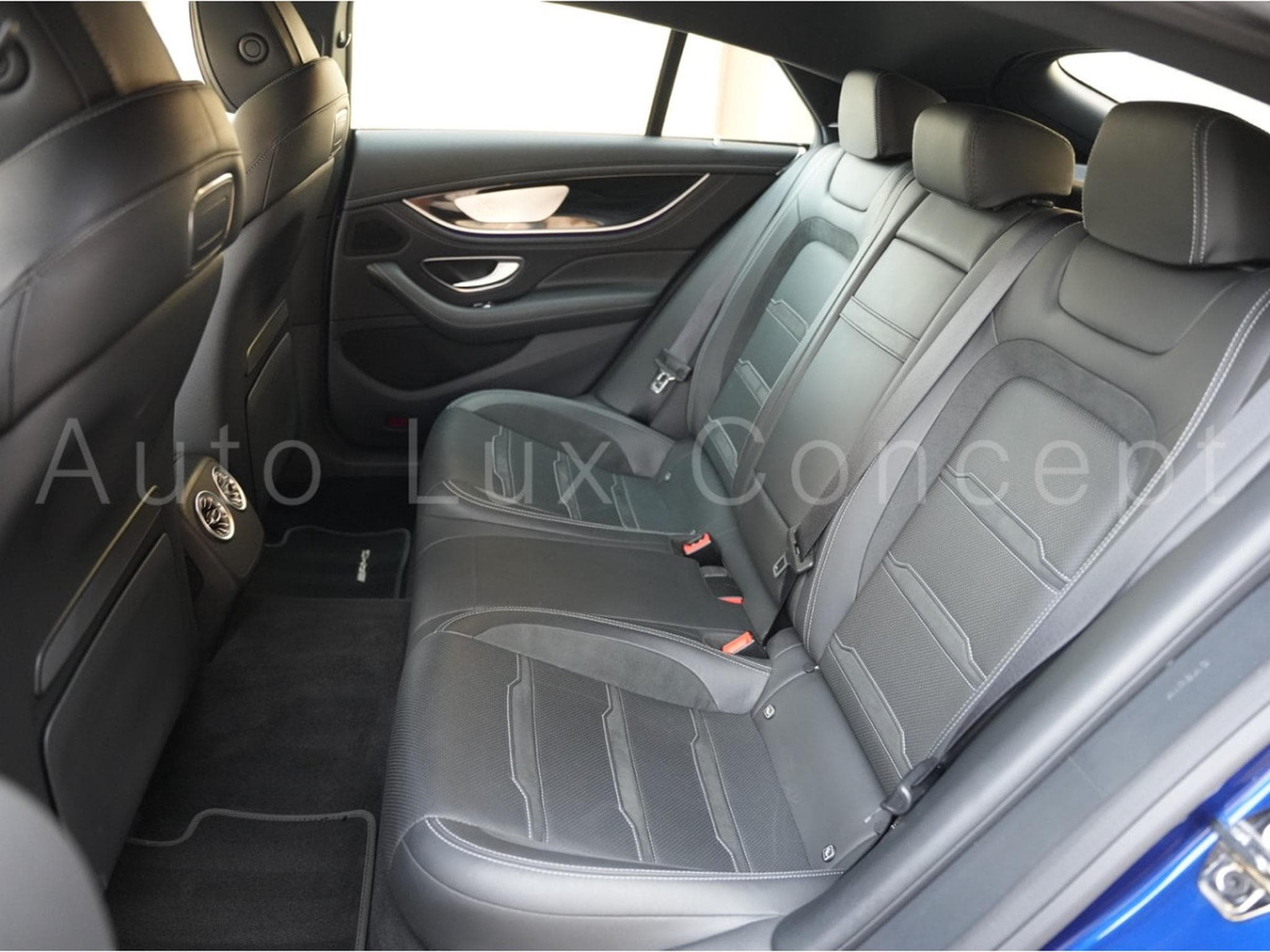 Mercedes AMG GT 4-Door 43 4MATIC+ (2019) - Photo 8