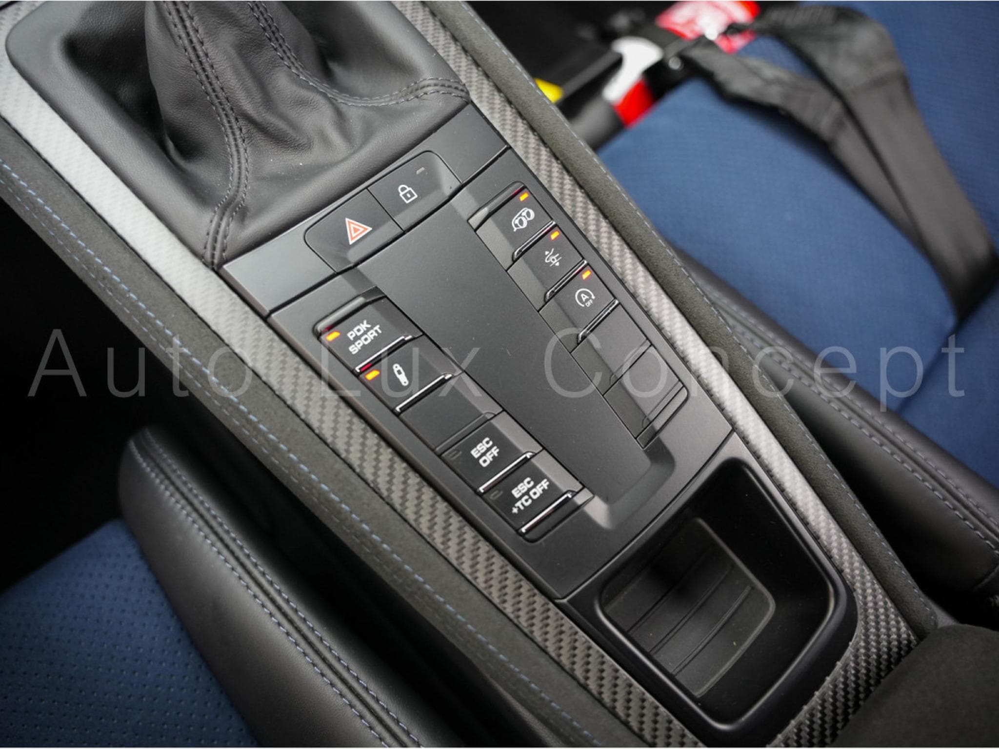 Porsche Cayman 718 GT4 RS Pack Weissach (2023) - Photo 14