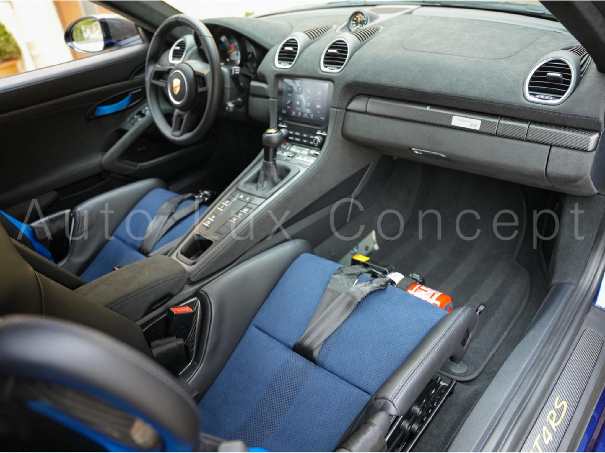 Porsche Cayman 718 GT4 RS Pack Weissach (2023) - Photo 6