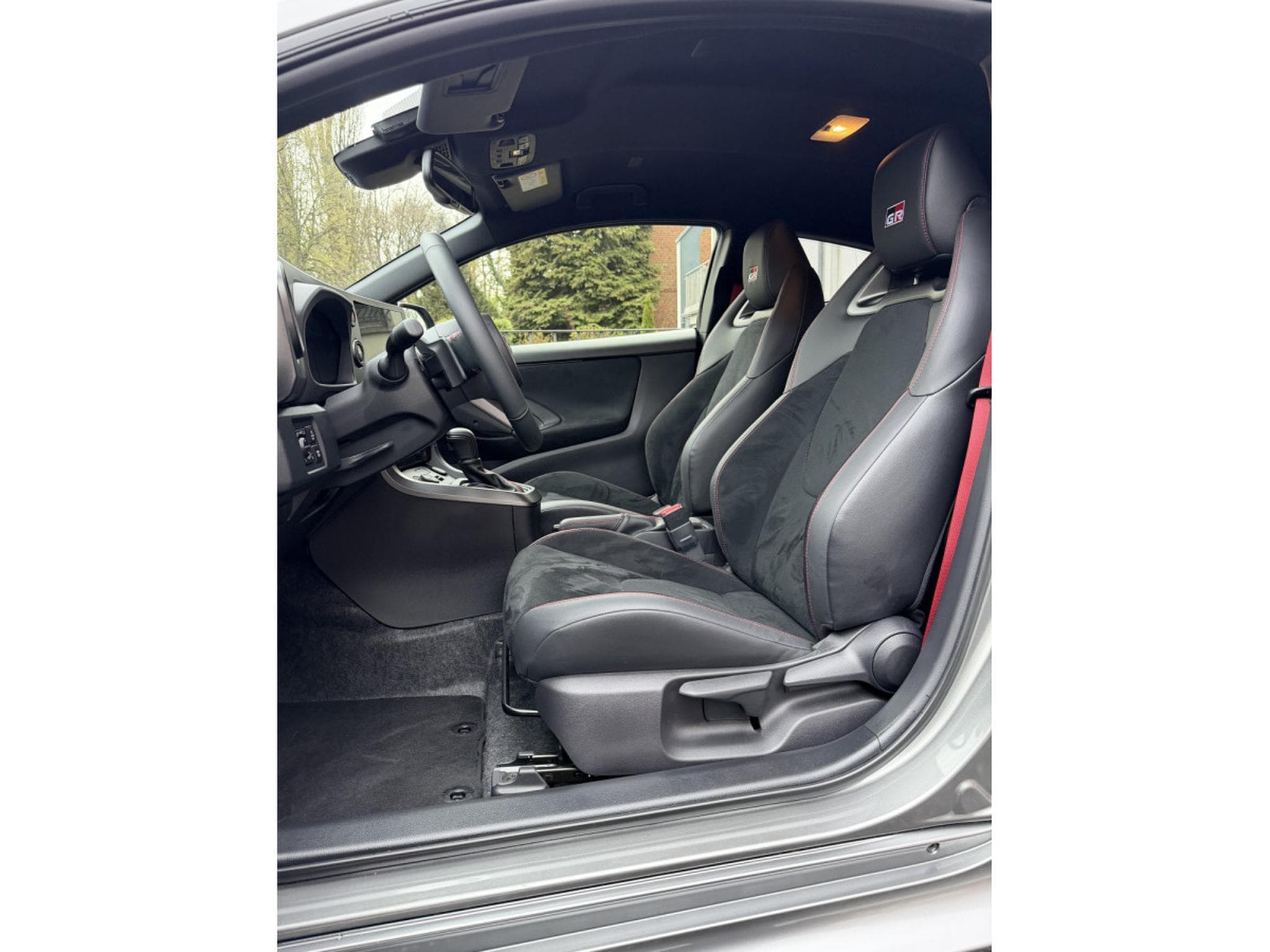 Toyota Yaris GR Facelift 281 BVA8 full track (2026) - Foto 7