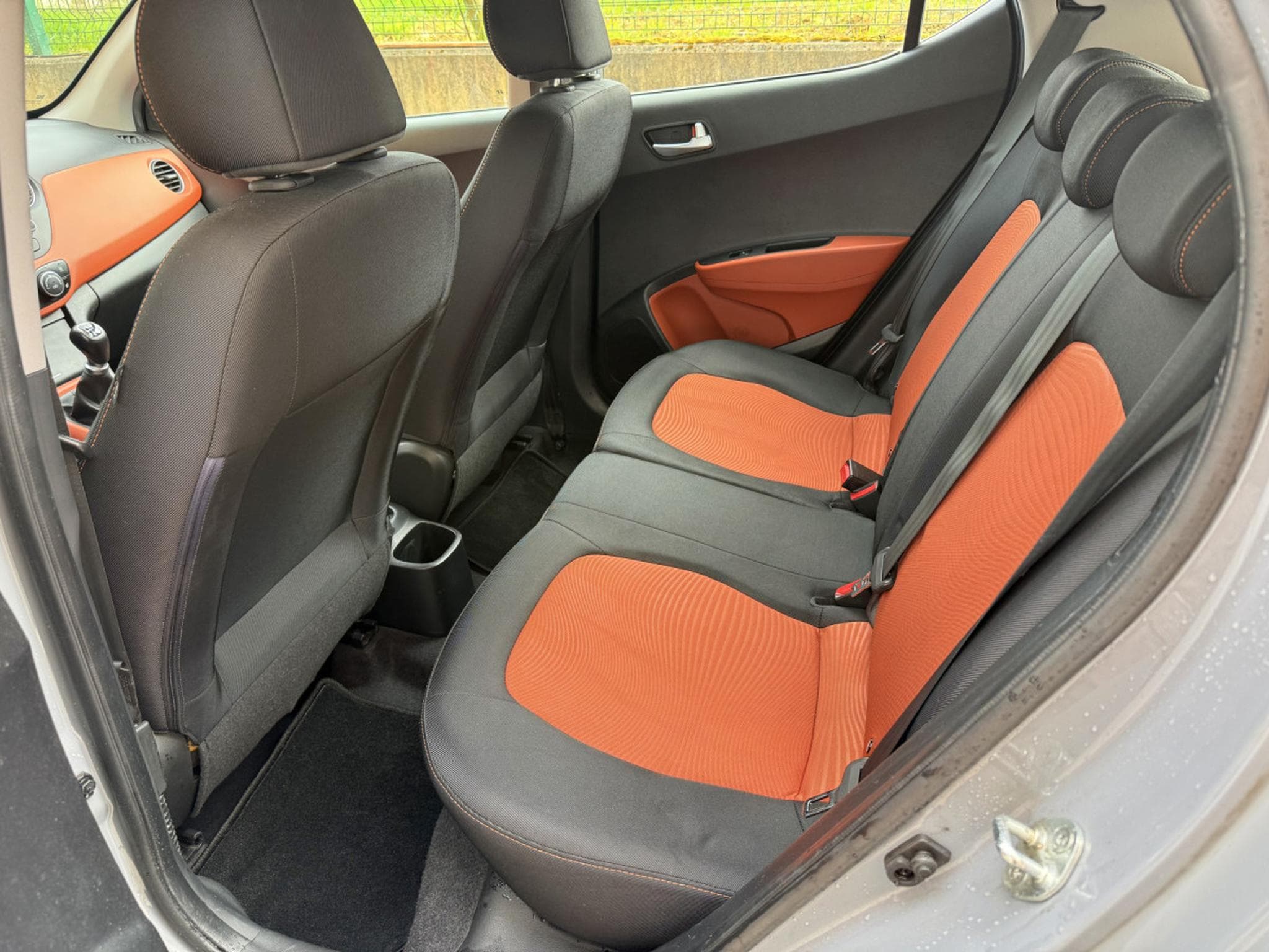 Hyundai i10 1.2i 87  Passion (2015) - Photo 7