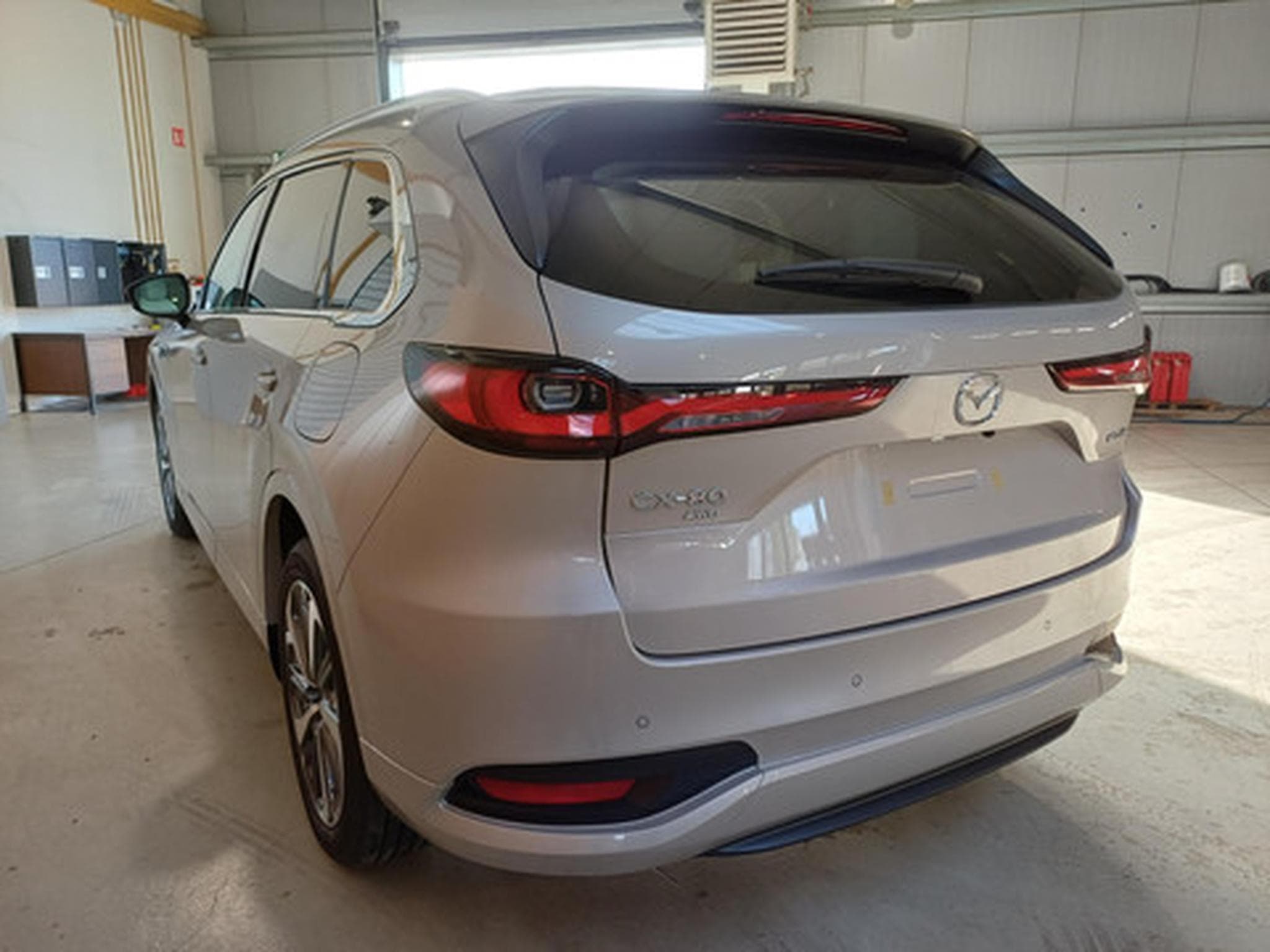 Mazda CX-80 2.5 240kW Auto Takumi Plus AWD (2026) - Photo 5