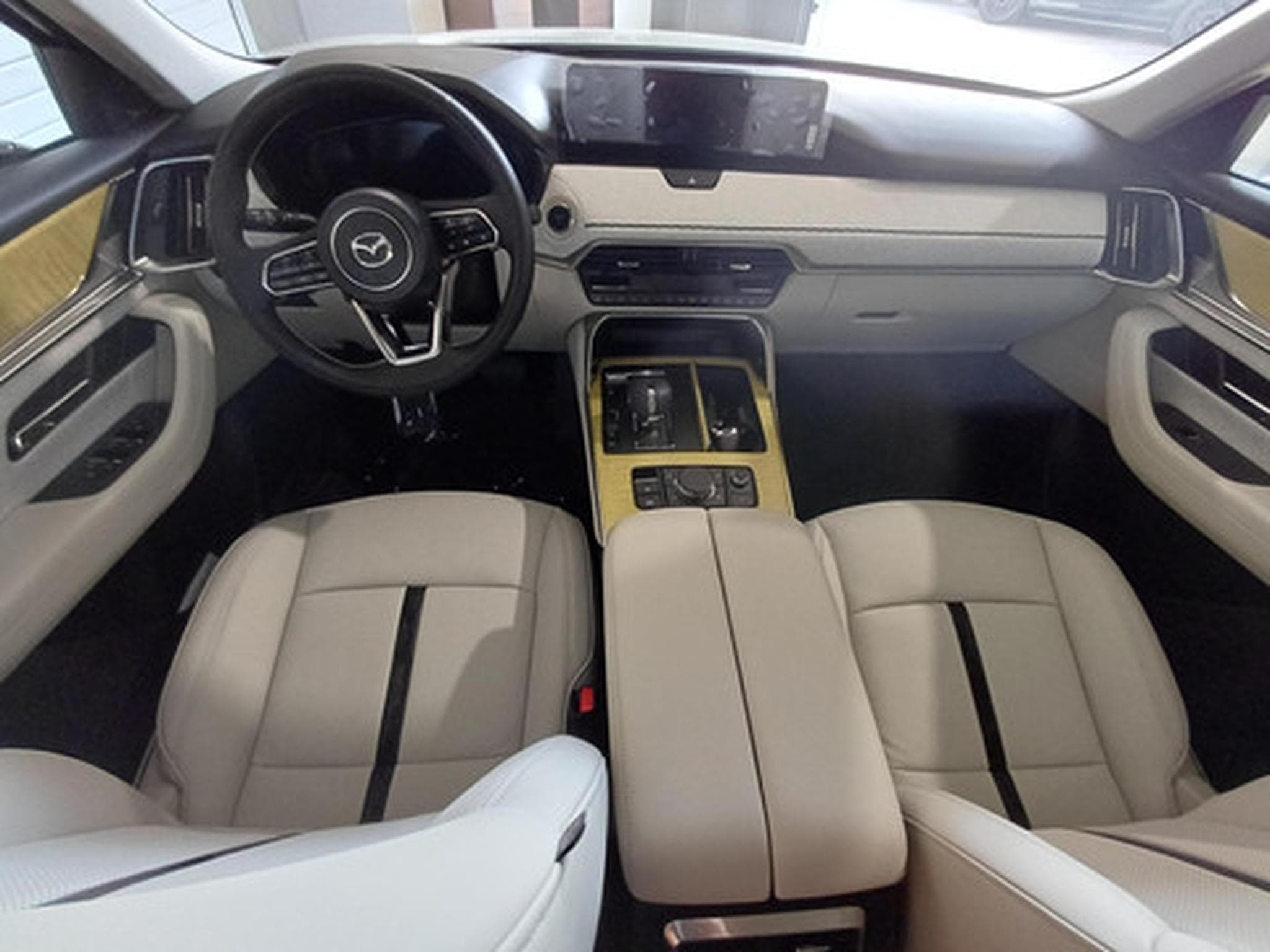 Mazda CX-80 2.5 240kW Auto Takumi Plus AWD (2026) - Photo 7