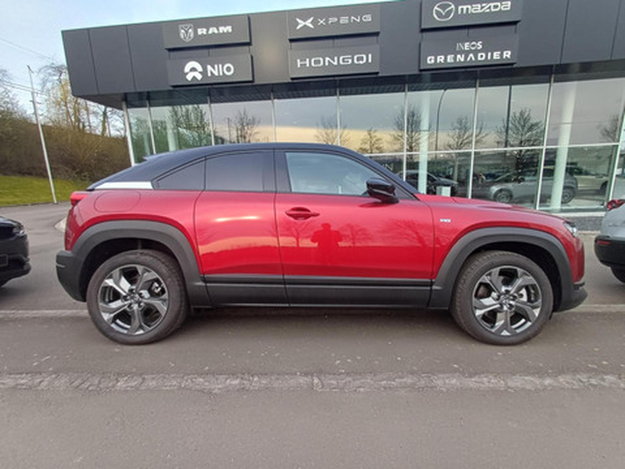 Mazda MX-30 e-SKYACTIV 145 pk Makoto (2026) - Photo 11