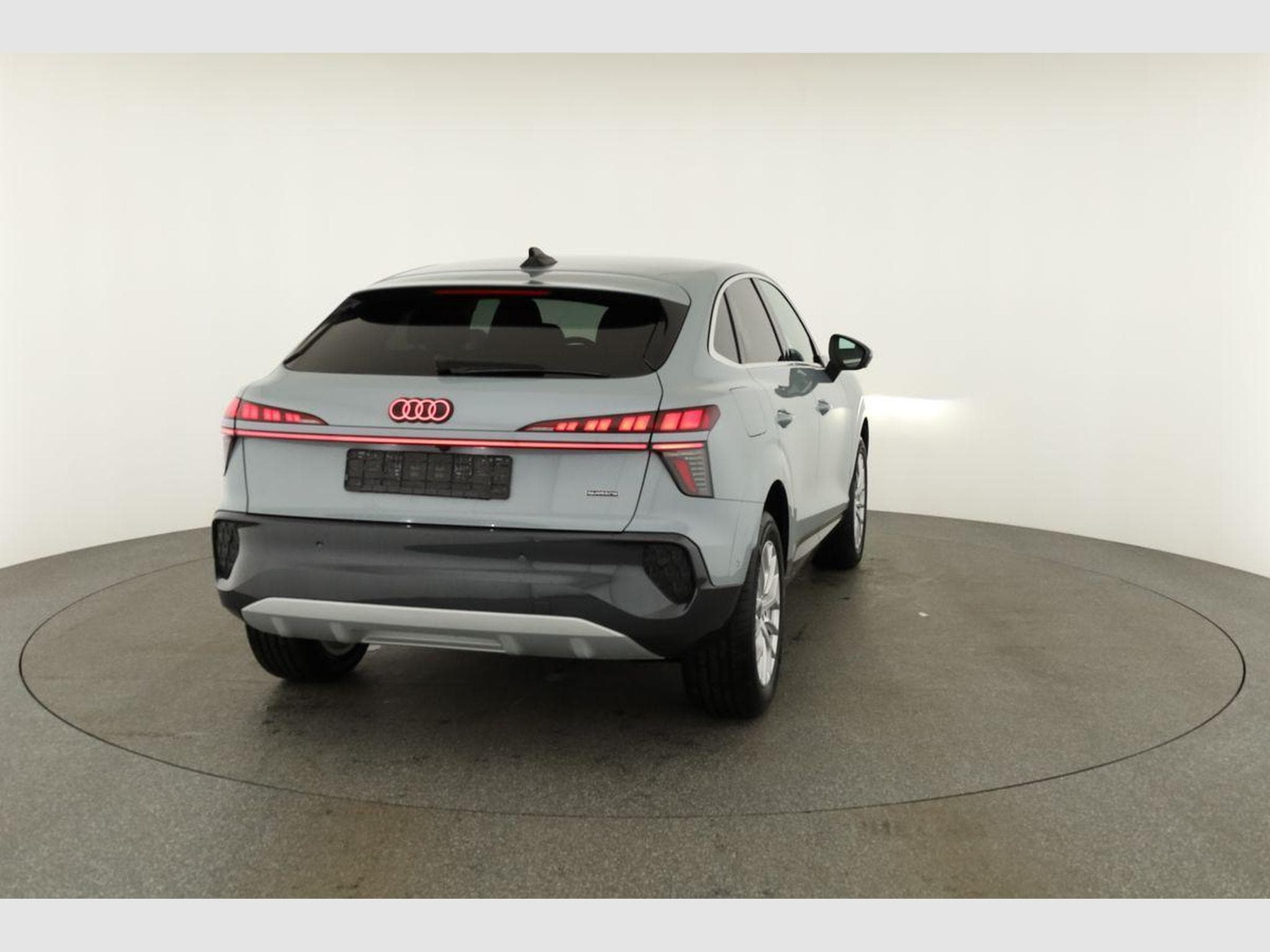 Audi Q3 Sportback TFSI quattro 150 kW (2026) - Photo 18