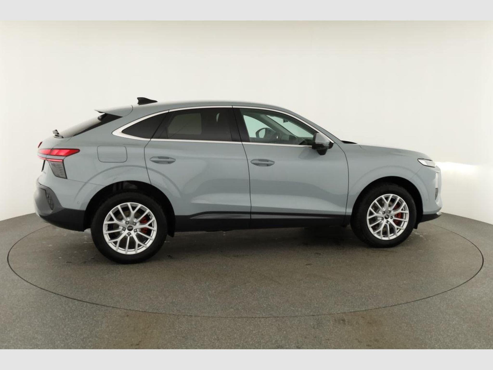 Audi Q3 Sportback TFSI quattro 150 kW (2026) - Photo 22