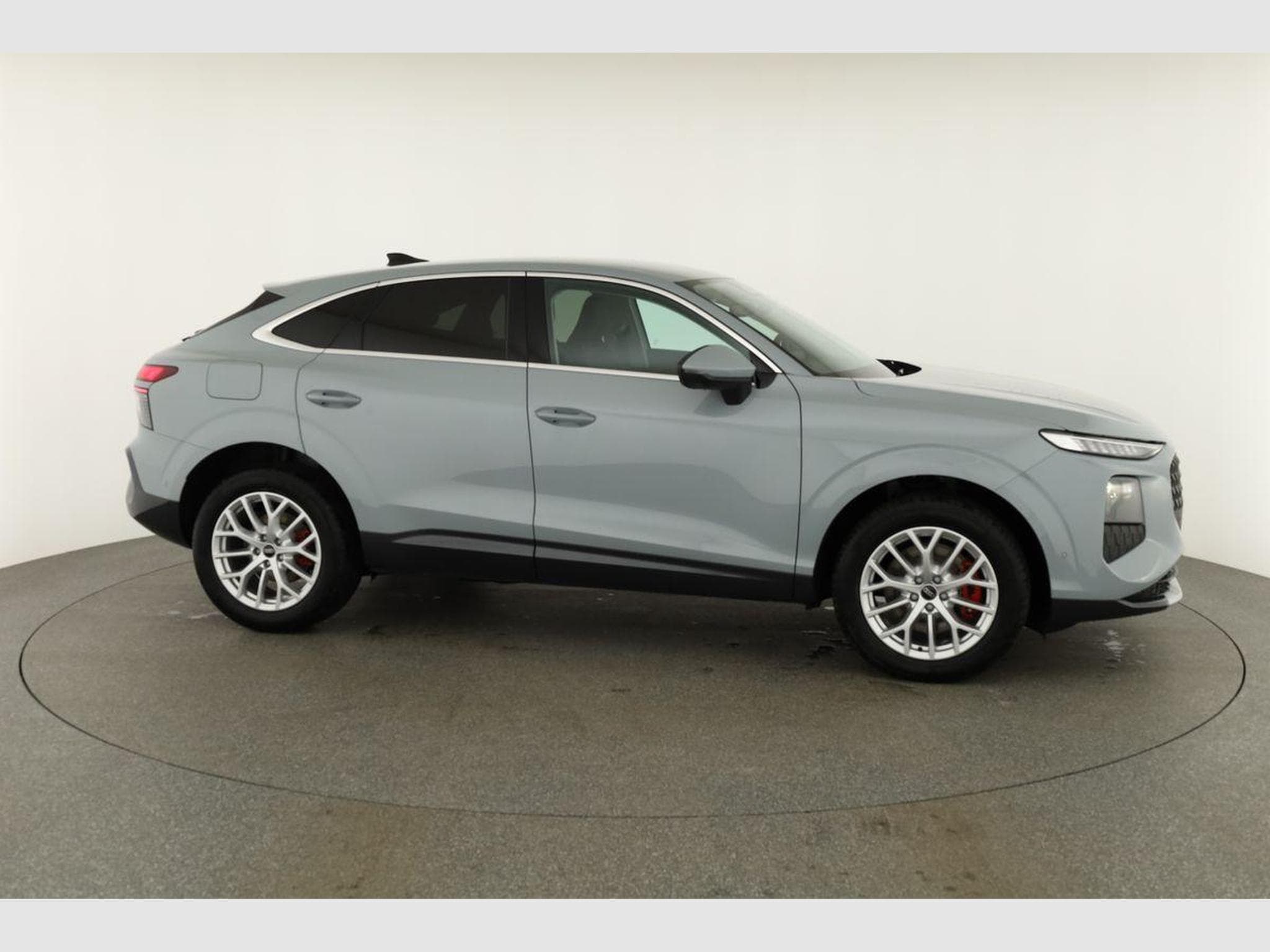 Audi Q3 Sportback TFSI quattro 150 kW (2026) - Photo 24