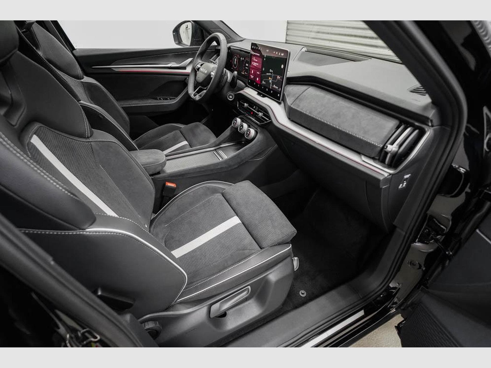 Skoda Kodiaq 2,0 TDI DSG (2026) - Photo 22