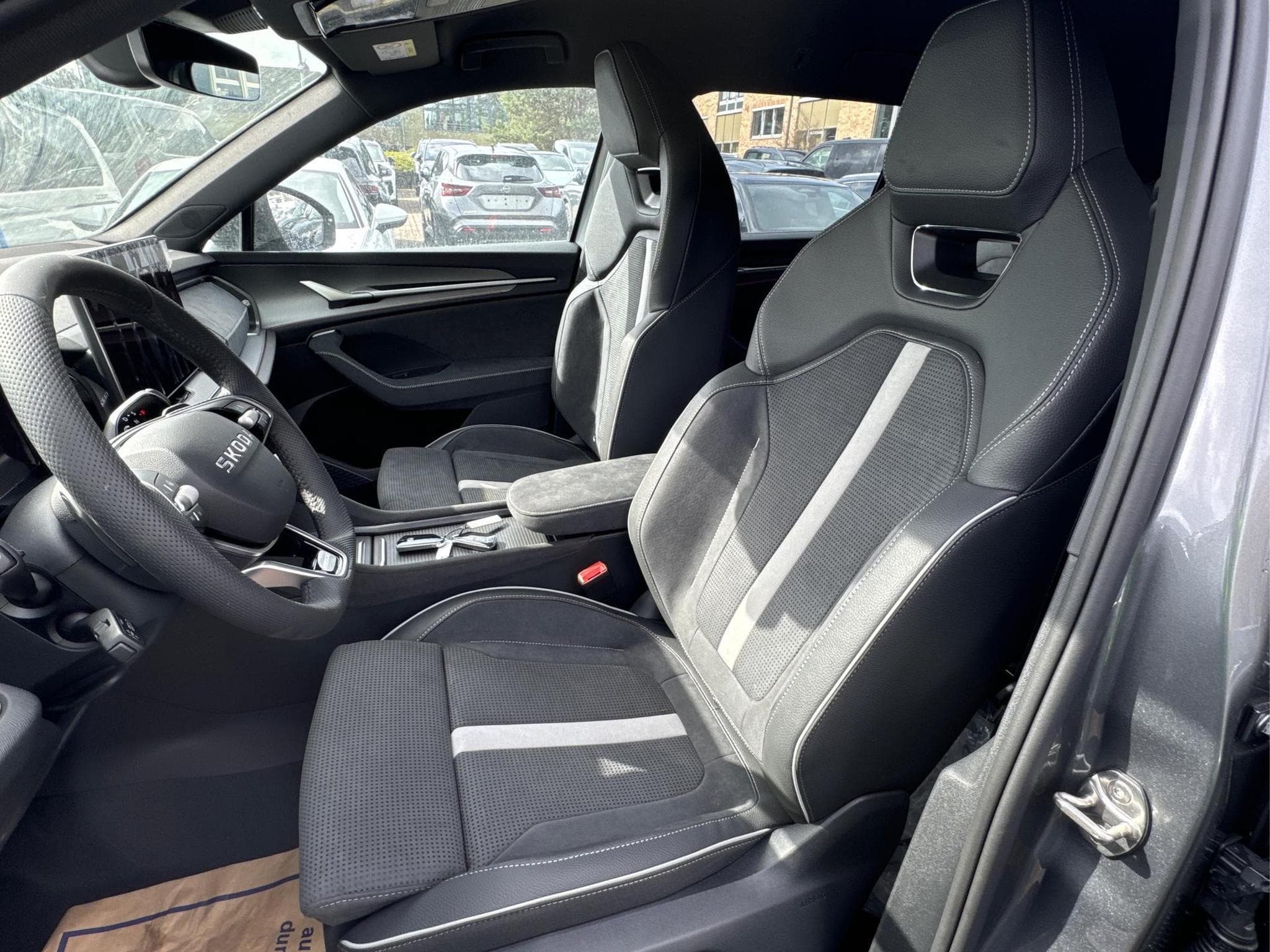 Skoda Kodiaq Sportline (2026) - Foto 13