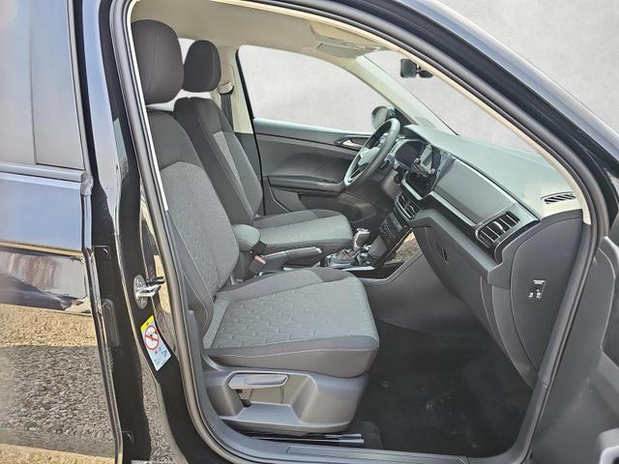 VW T-Cross 1.0 TSI 85 kW Life (2026) - Photo 10