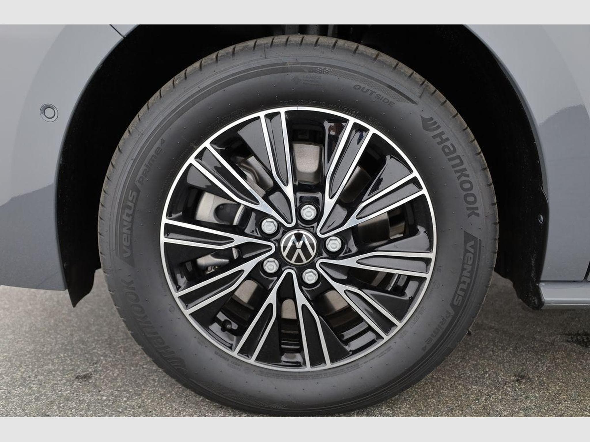 VW T7 eHybrid 4M Business (2026) - Photo 16