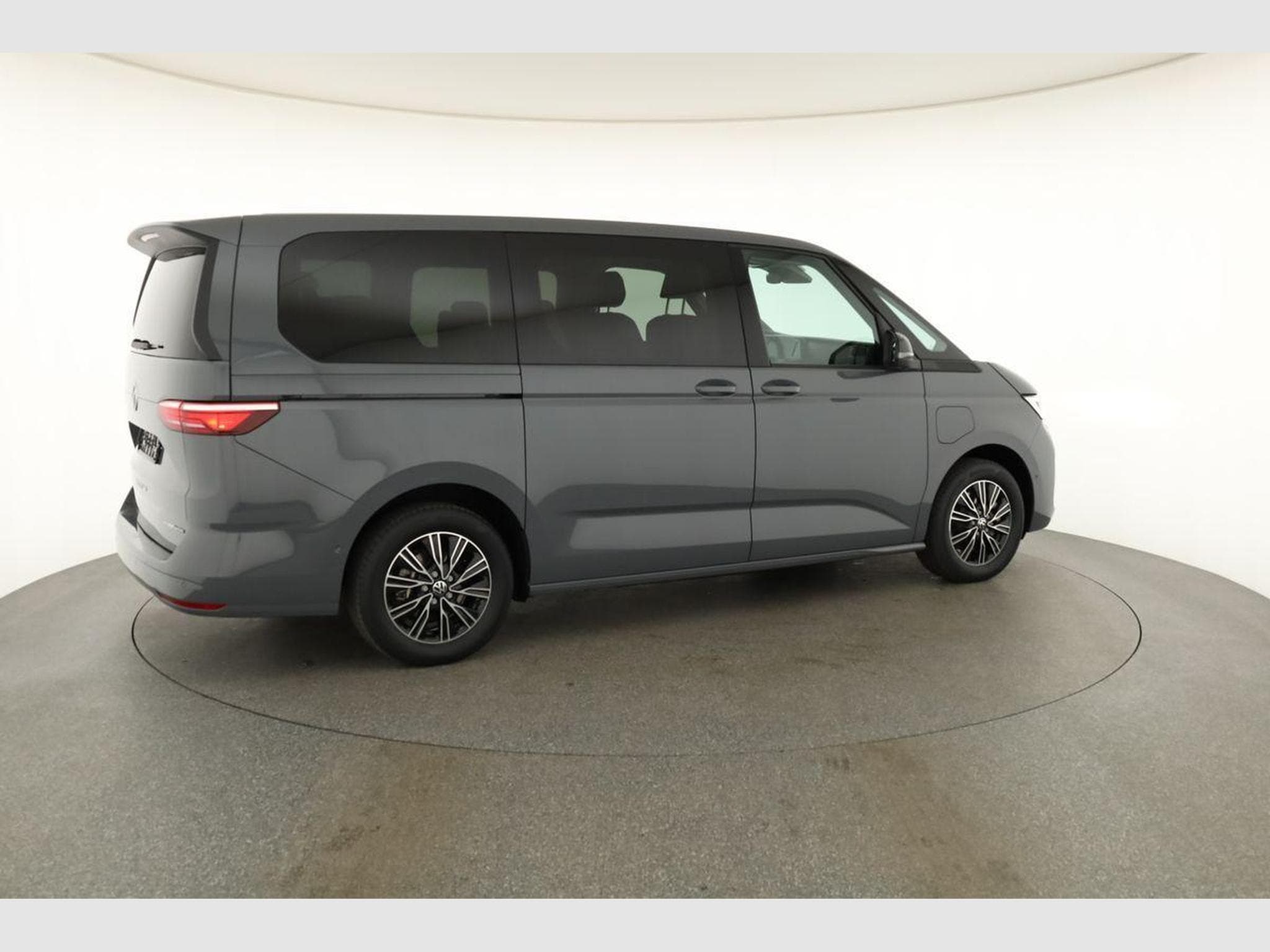 VW T7 eHybrid 4M Business (2026) - Photo 21