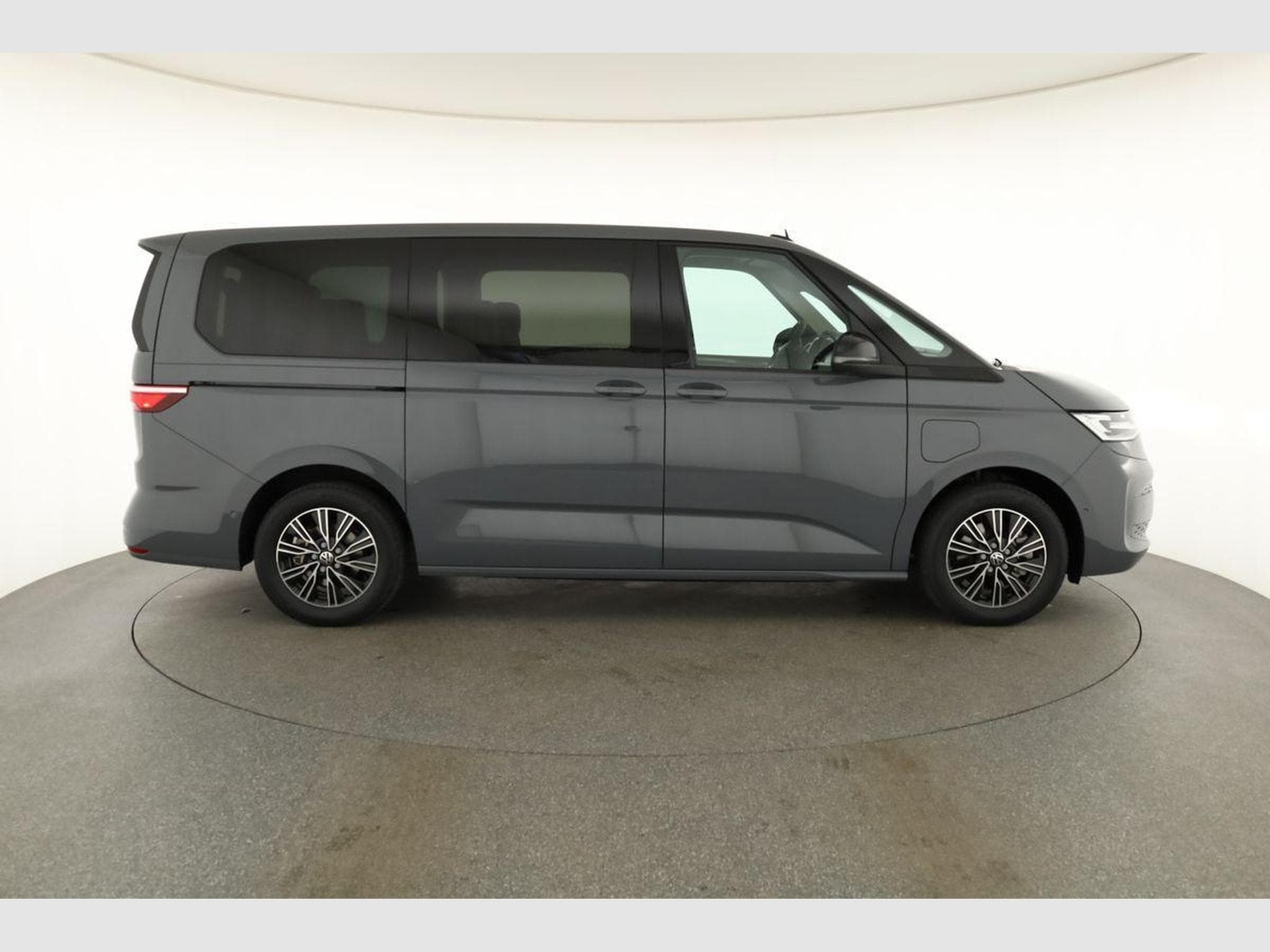 VW T7 eHybrid 4M Business (2026) - Photo 23
