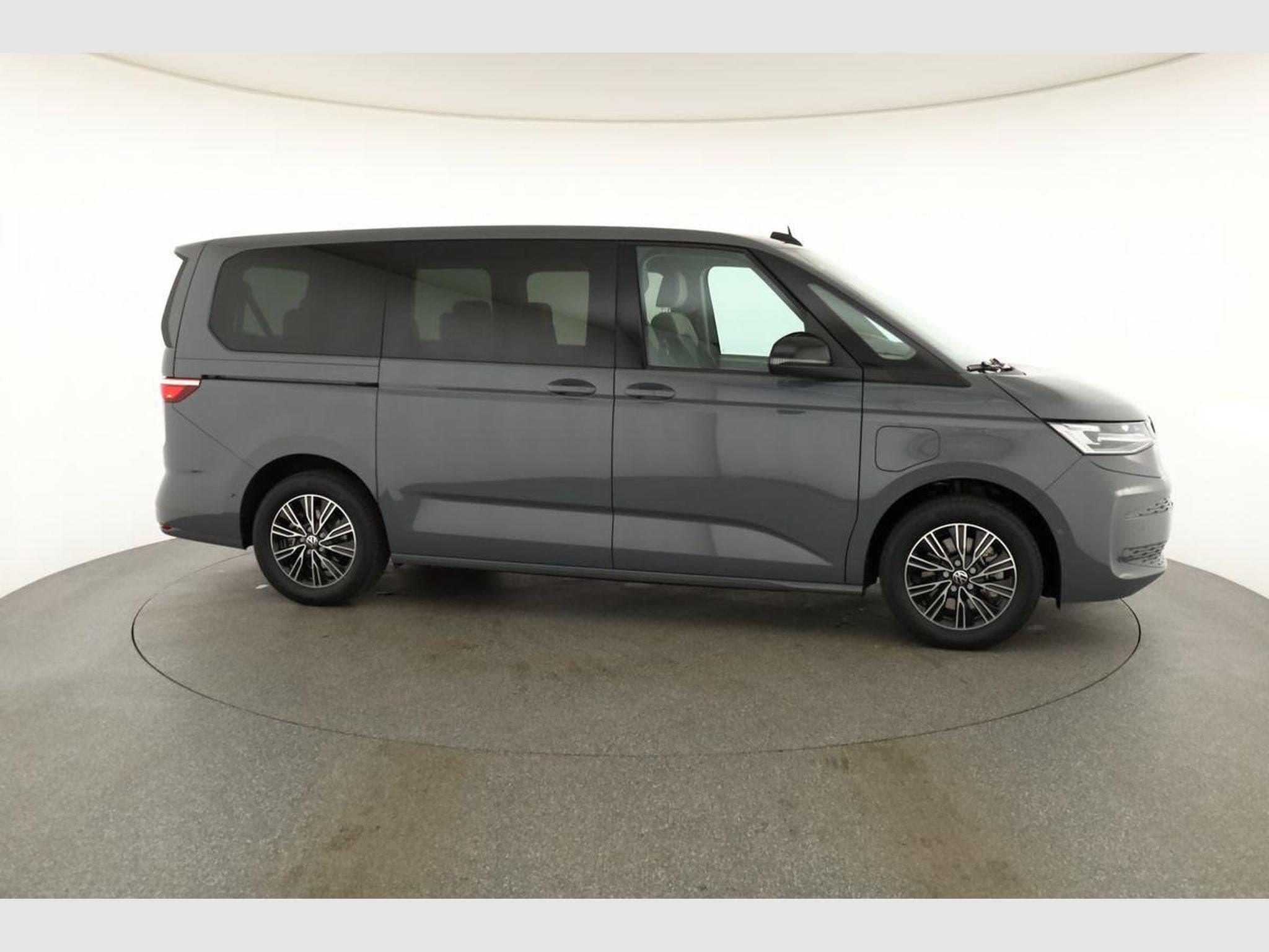VW T7 eHybrid 4M Business (2026) - Photo 24