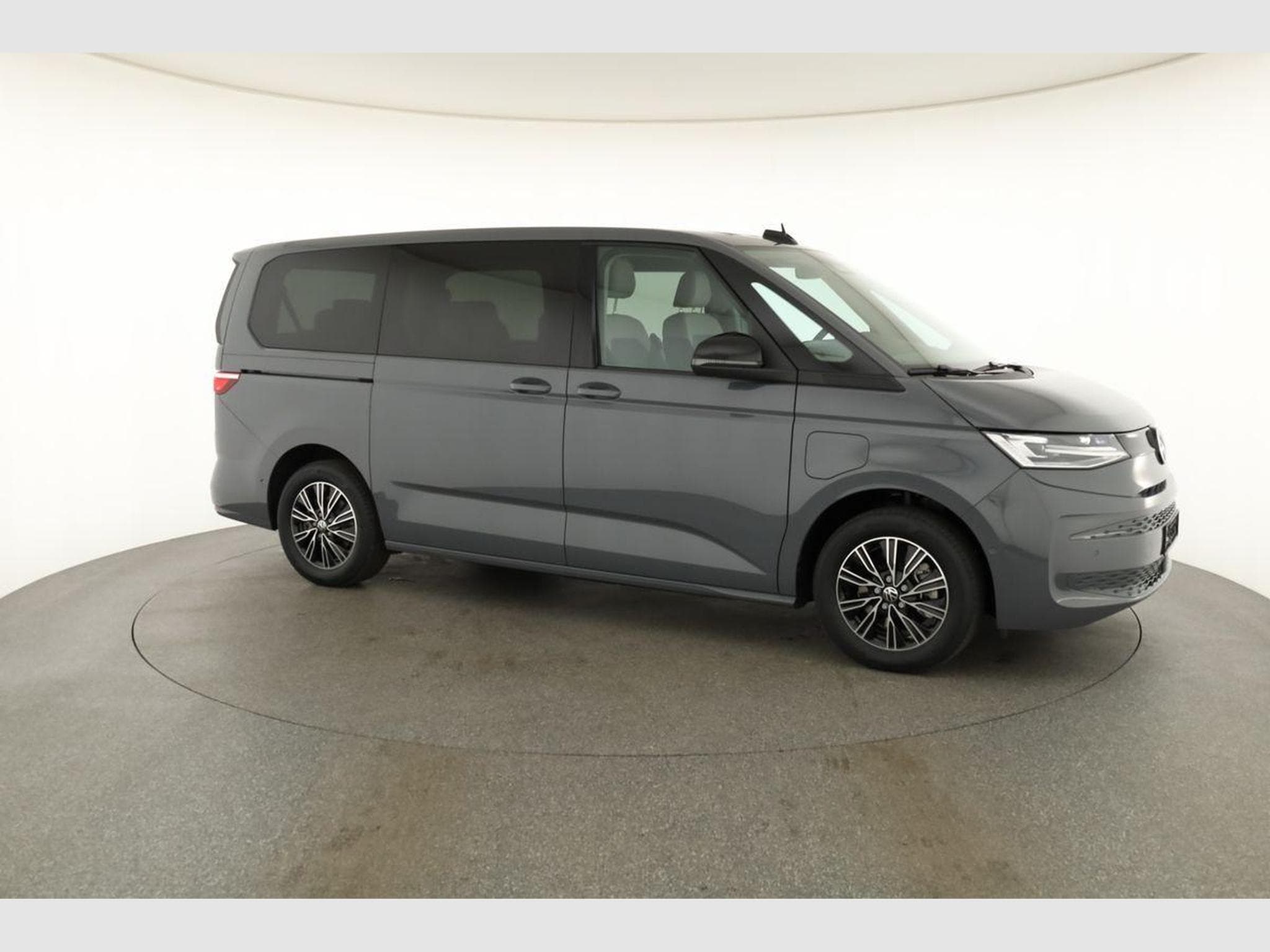 VW T7 eHybrid 4M Business (2026) - Photo 25