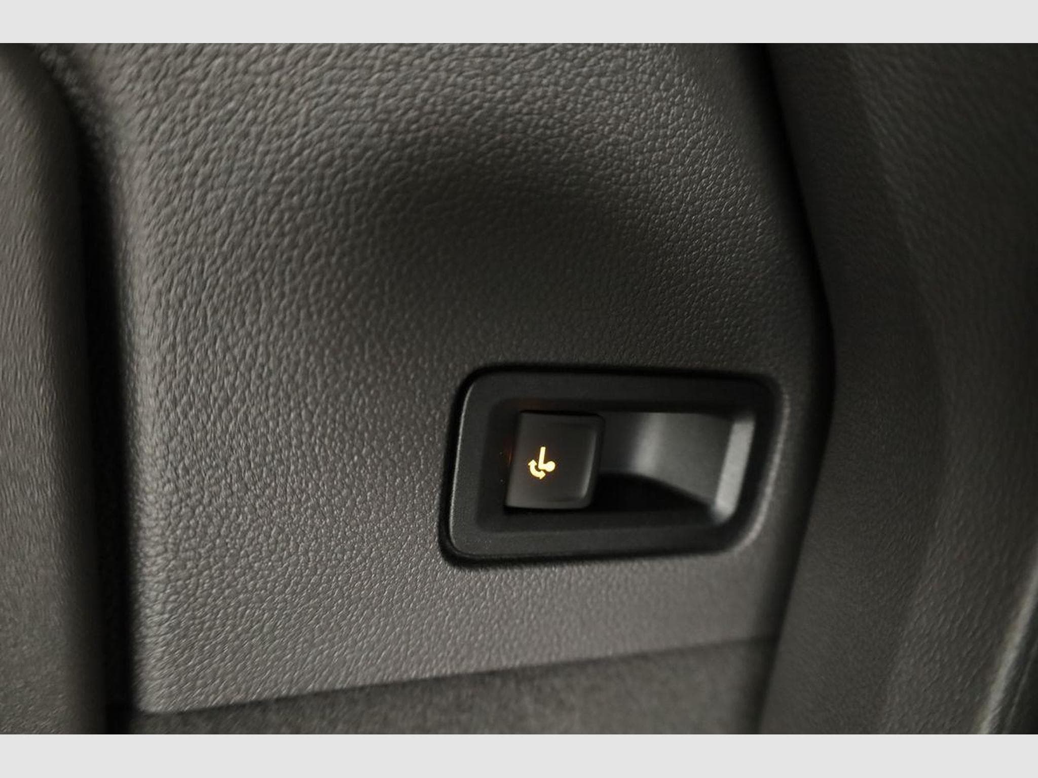 VW T7 eHybrid 4M Business, (2026) - Photo 14