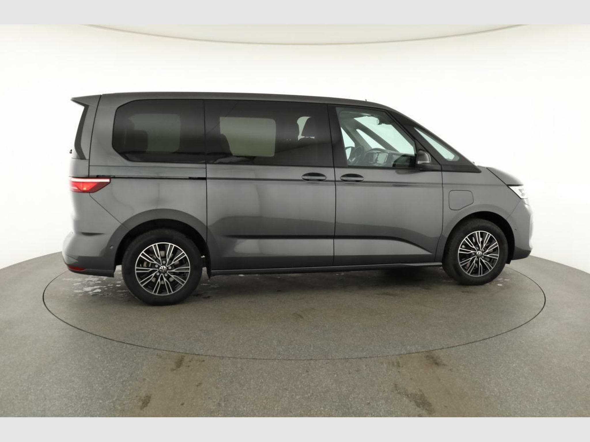 VW T7 eHybrid 4M Business, (2026) - Photo 22