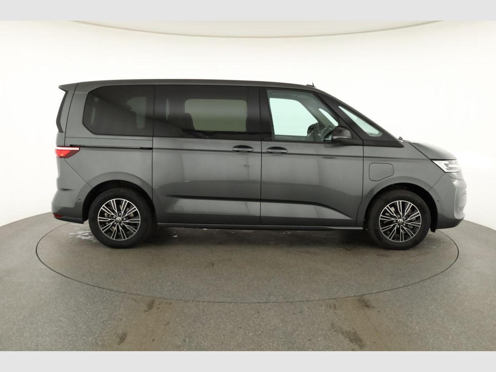 VW T7 eHybrid 4M Business, (2026) - Photo 23