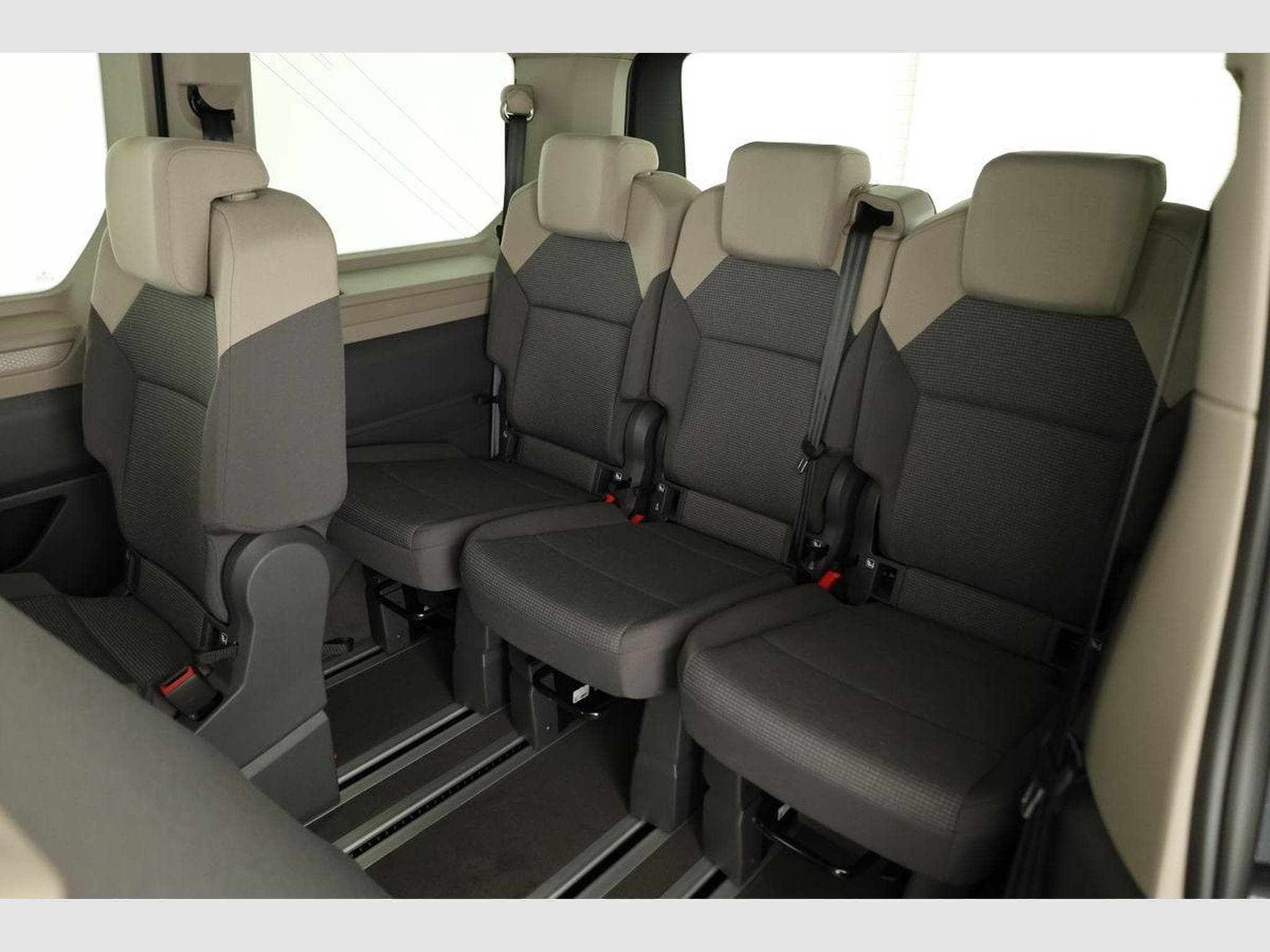 VW T7 eHybrid 4M Business, (2026) - Photo 11