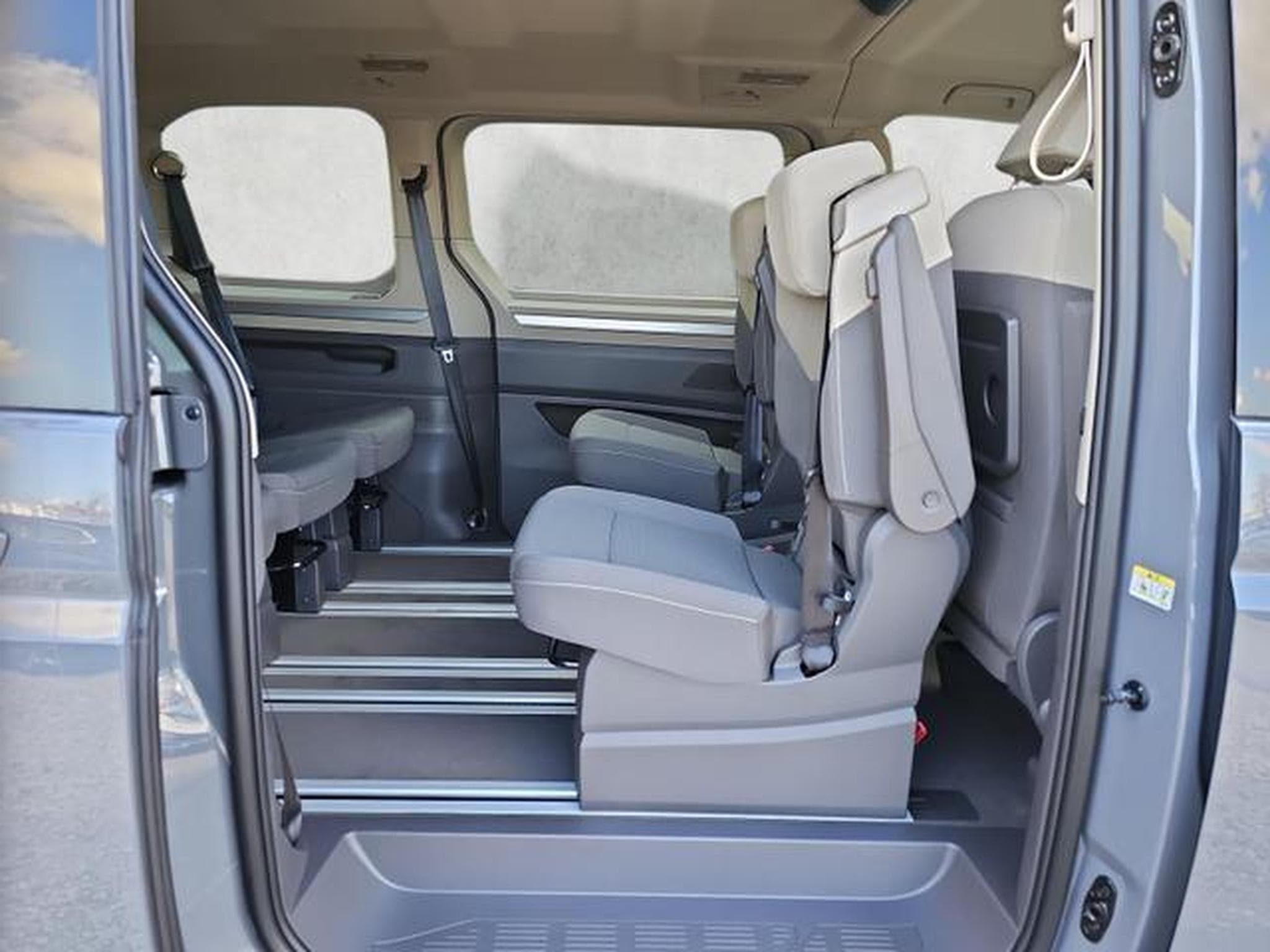 VW T7 Edition lang (2026) - Photo 13
