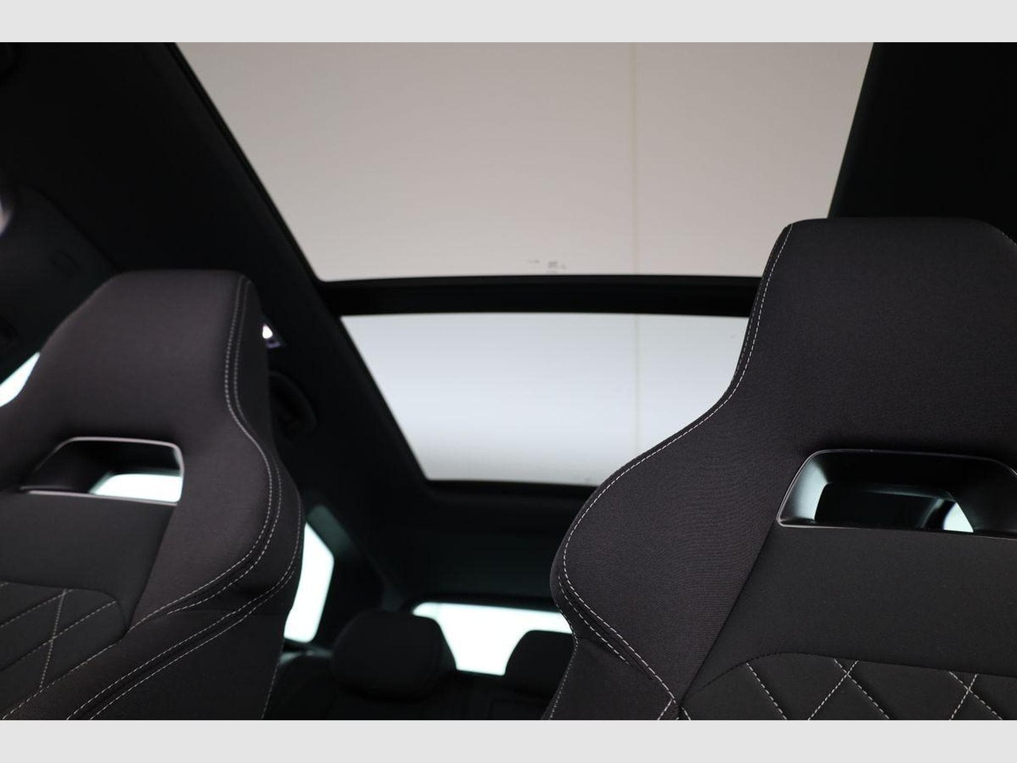 Skoda Karoq Sportline 4x4 (2026) - Photo 12