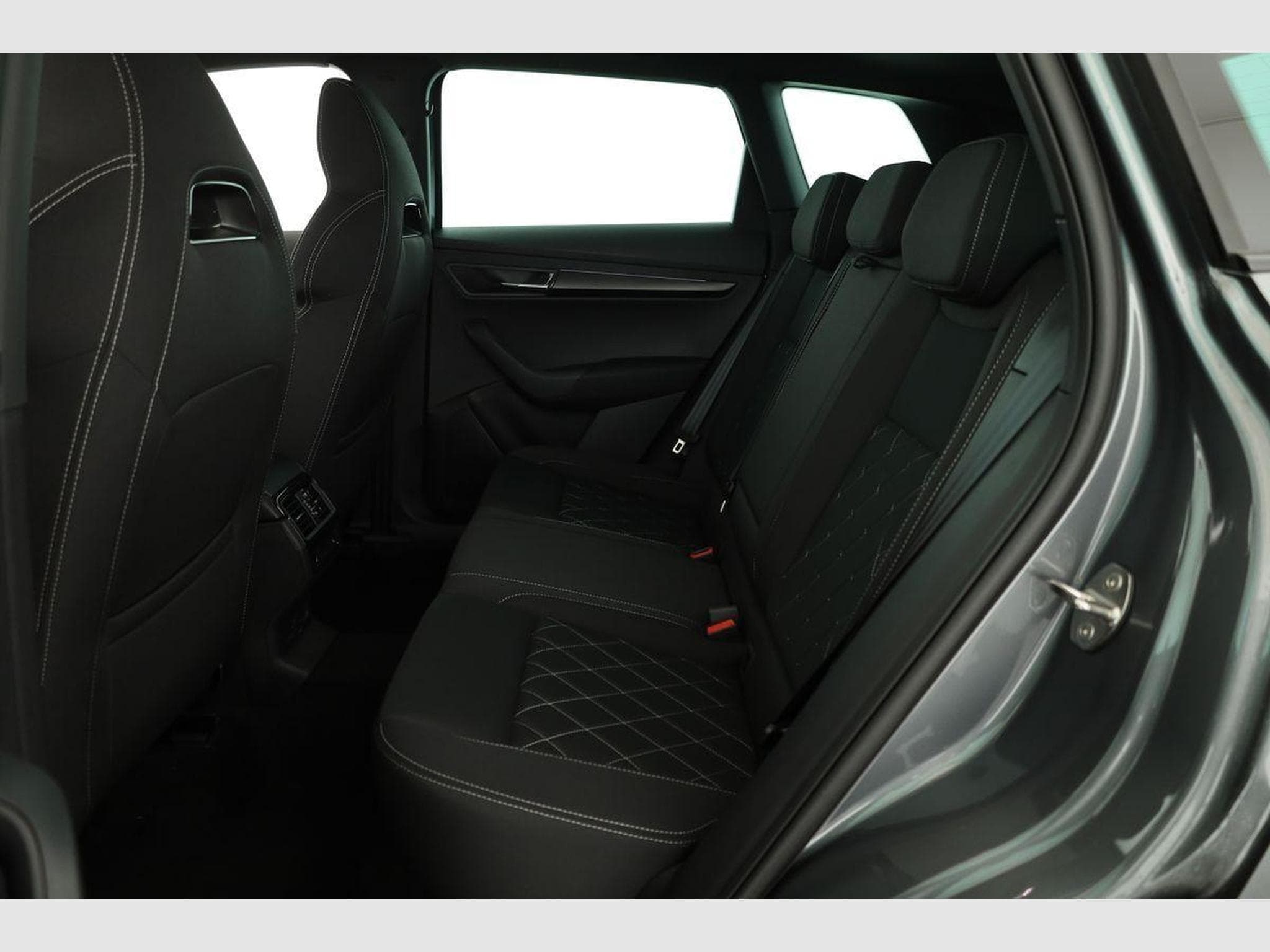 Skoda Karoq Sportline 4x4 (2026) - Photo 13