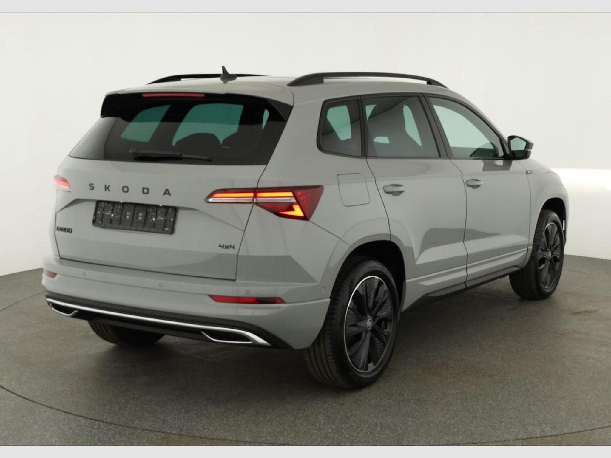 Skoda Karoq Sportline 4x4 (2026) - Photo 2