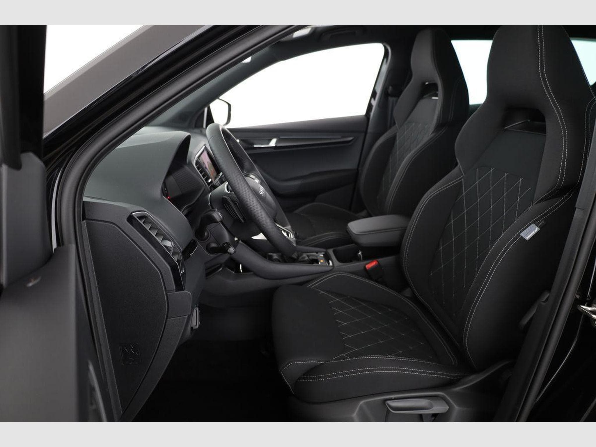 Skoda Karoq Sportline (2026) - Photo 12