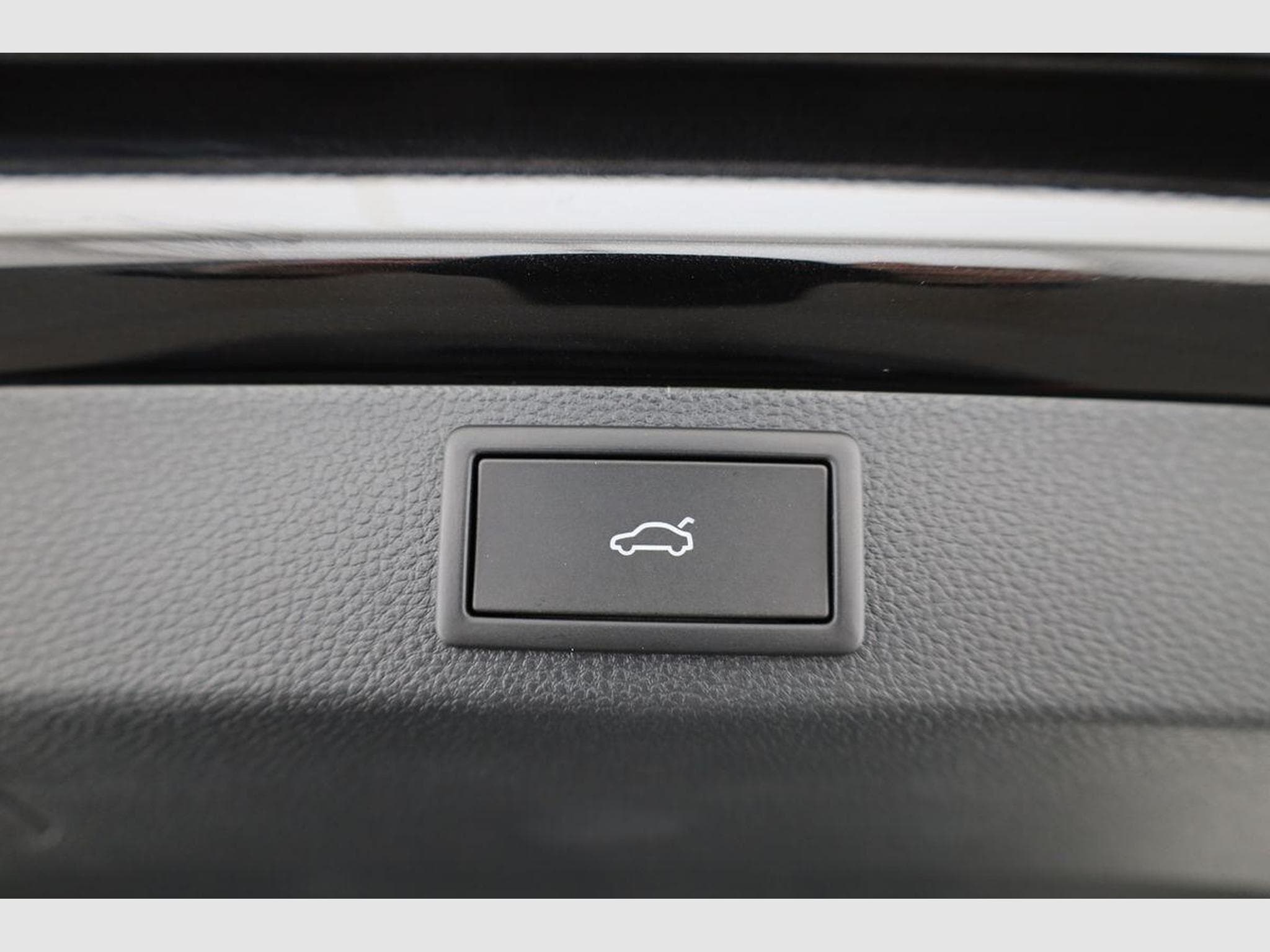 Skoda Karoq Sportline (2026) - Photo 17